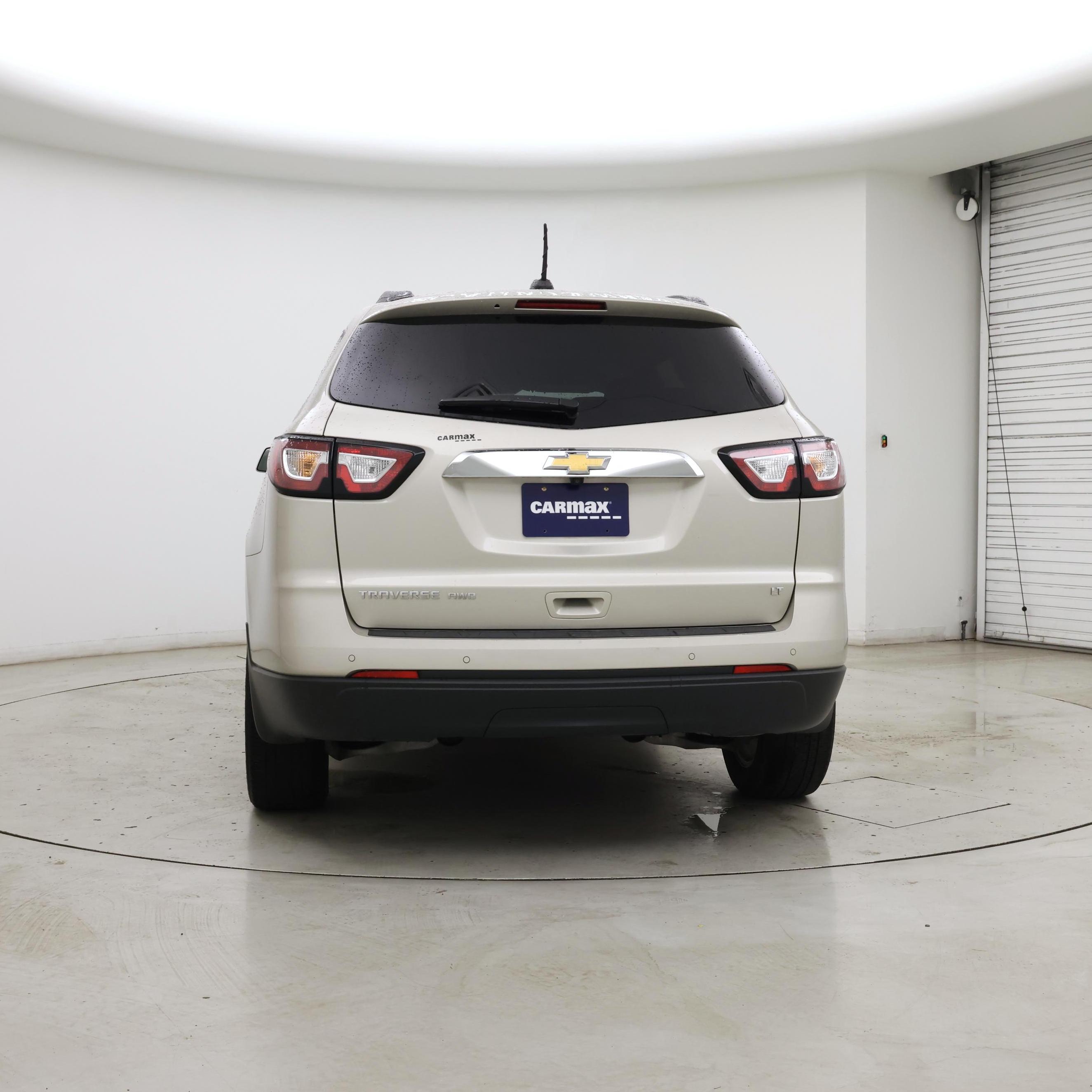 Thumbnail: 2017 Chevrolet Traverse - 6