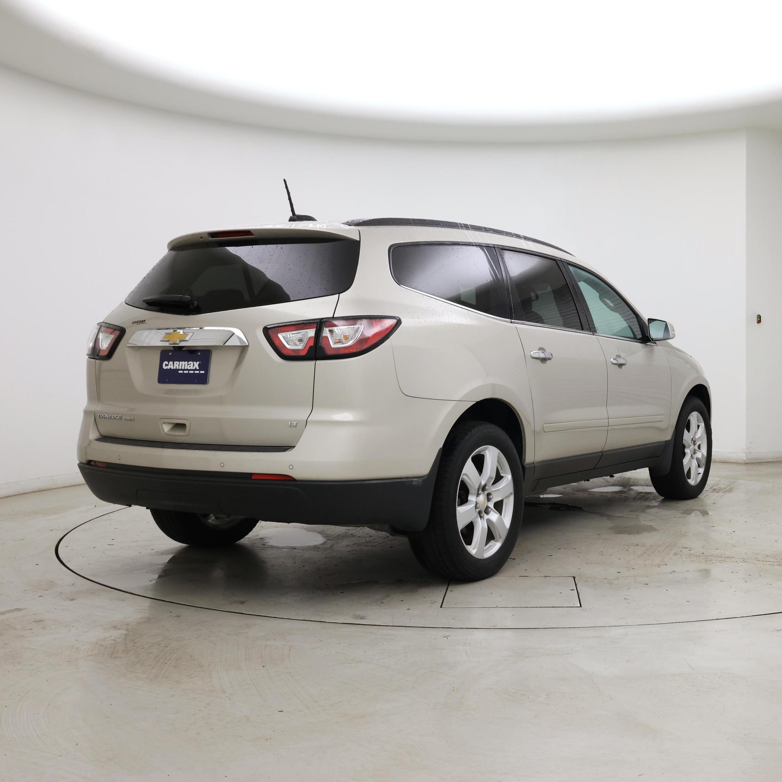 Thumbnail: 2017 Chevrolet Traverse - 8