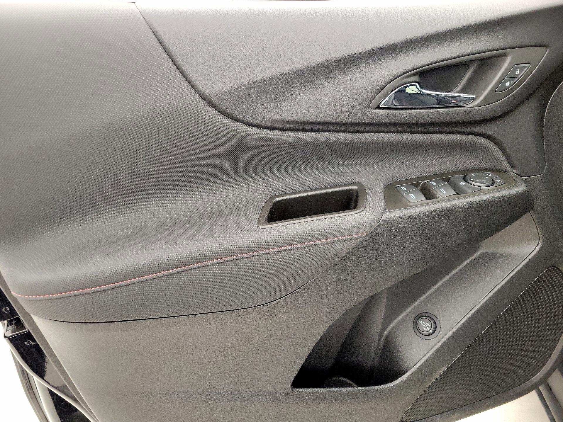 Thumbnail: 2023 Chevrolet Equinox - 12