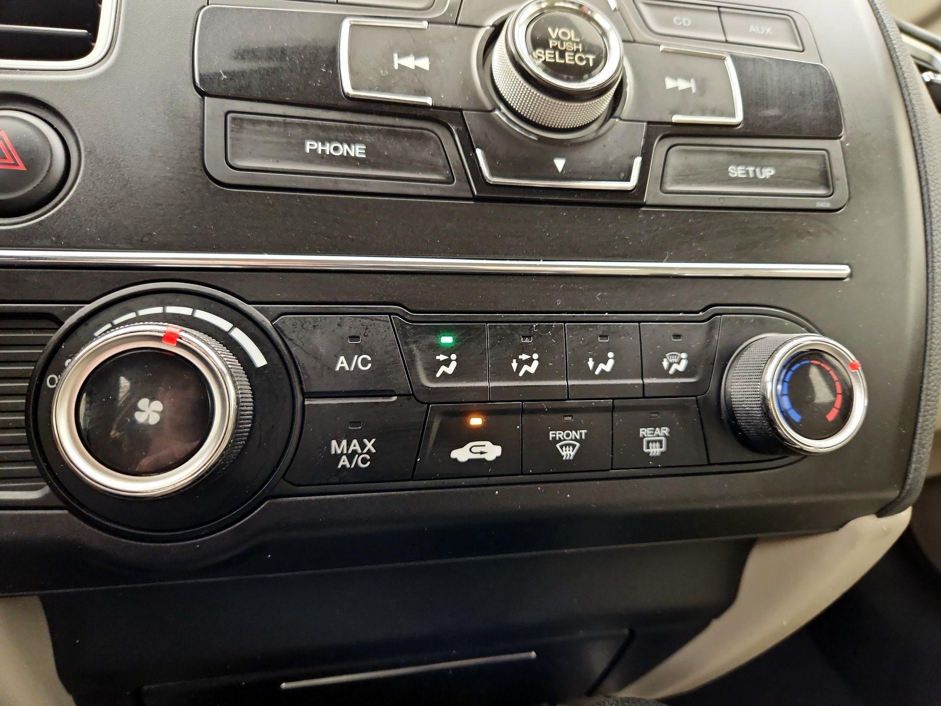 Thumbnail: 2015 Honda Civic - 16