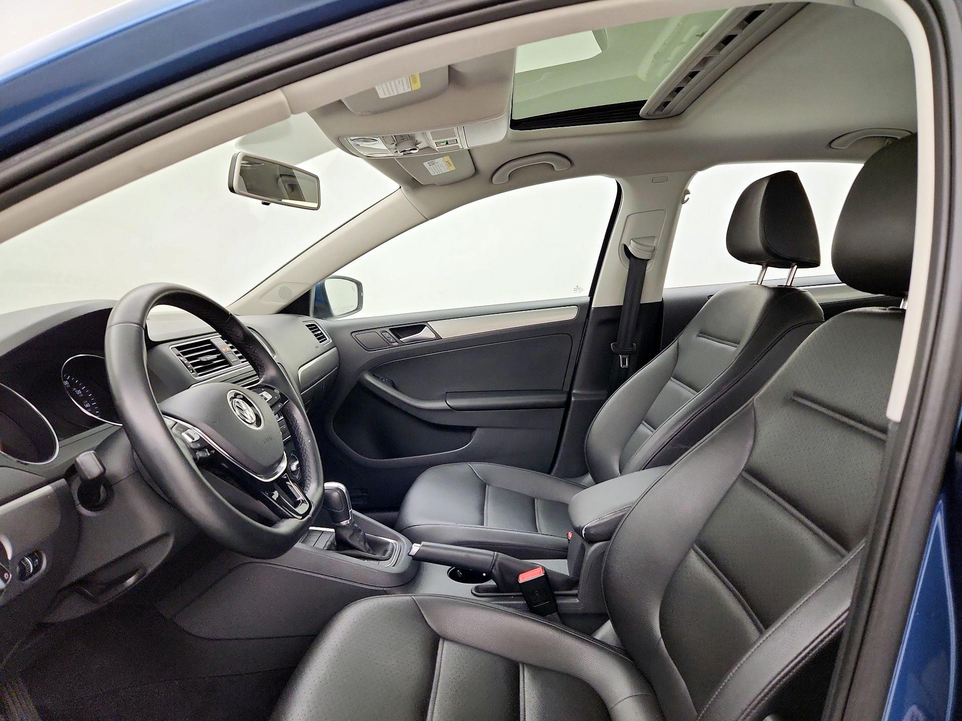 Thumbnail: 2015 Volkswagen Jetta - 20
