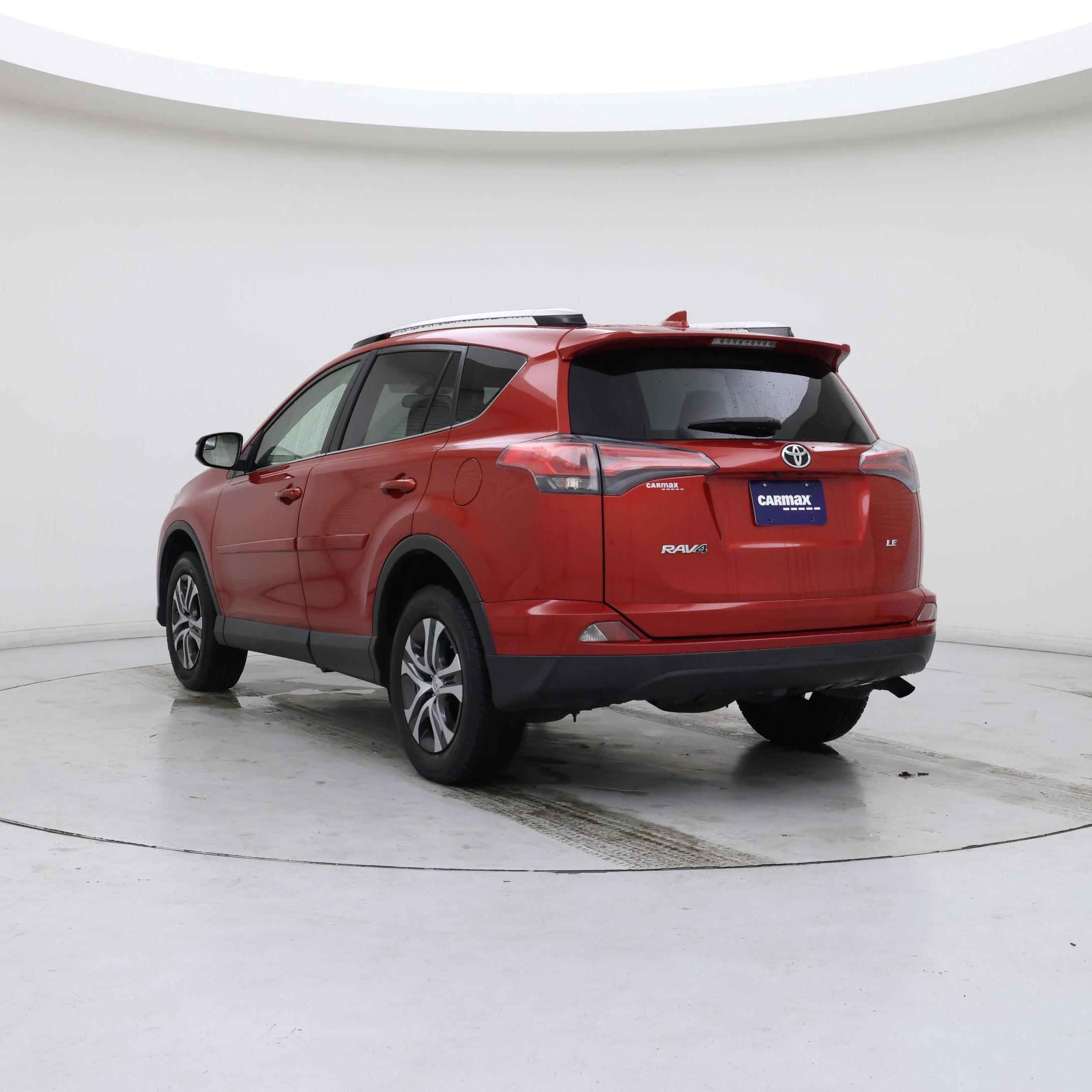 Thumbnail: 2016 Toyota RAV4 - 2