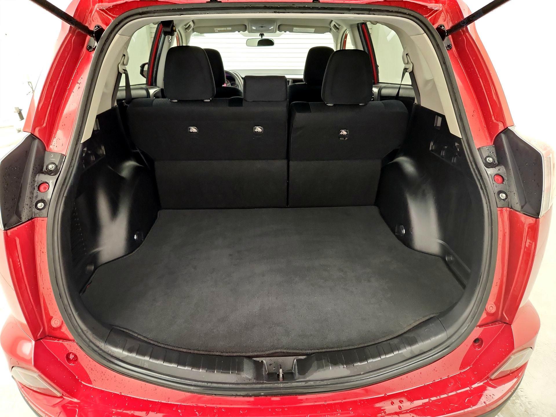 Thumbnail: 2016 Toyota RAV4 - 20