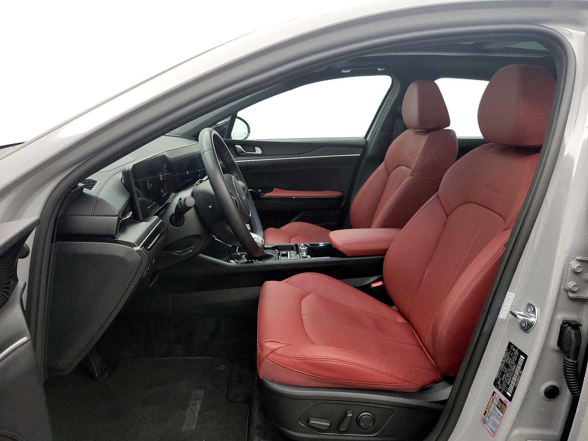 Thumbnail: 2025 Kia K5 - 11