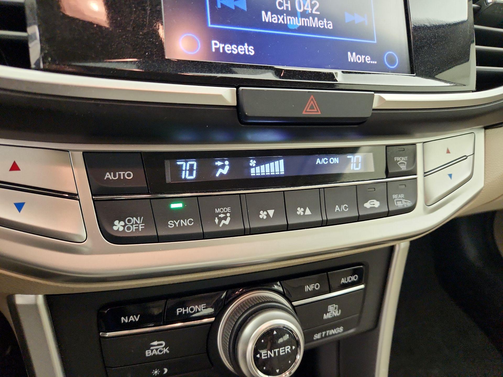 Thumbnail: 2014 Honda Accord - 17