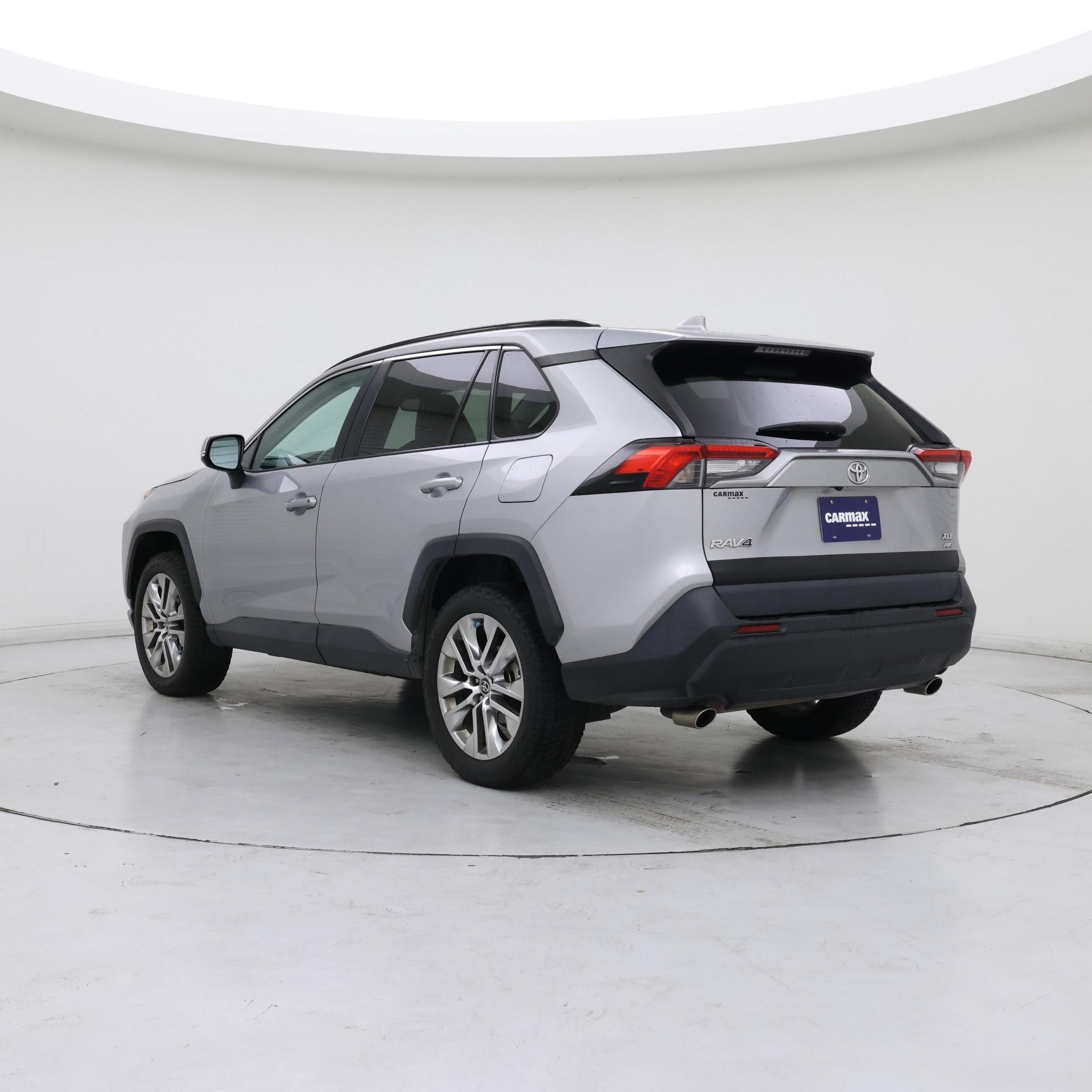 Thumbnail: 2021 Toyota RAV4 - 2