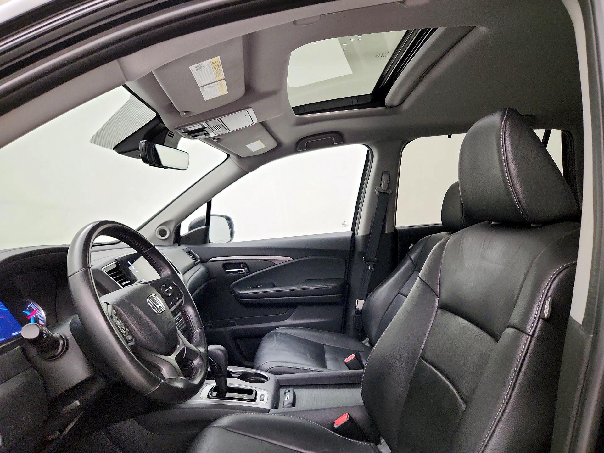 Thumbnail: 2020 Honda Pilot - 19