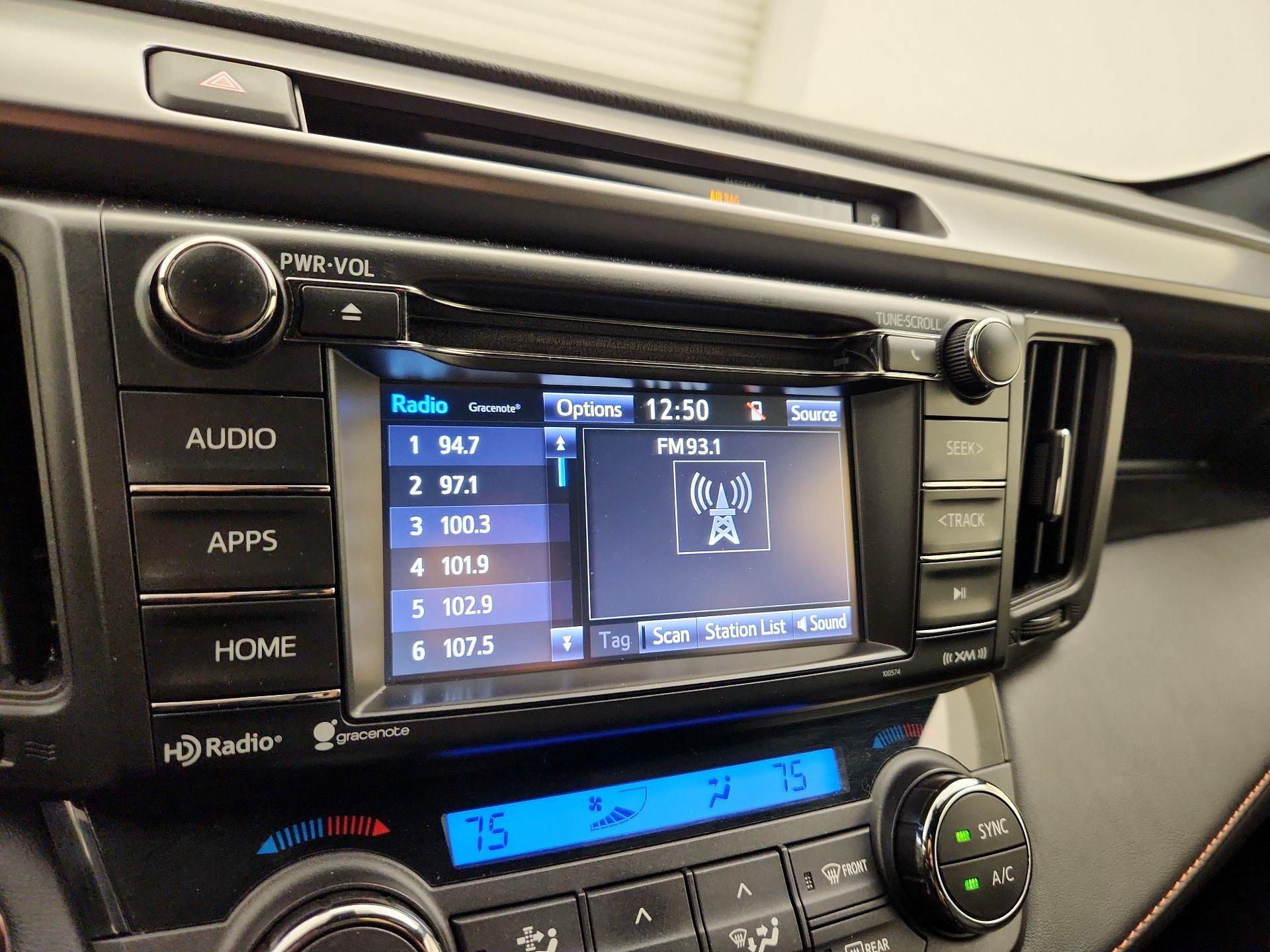 Thumbnail: 2017 Toyota RAV4 - 15