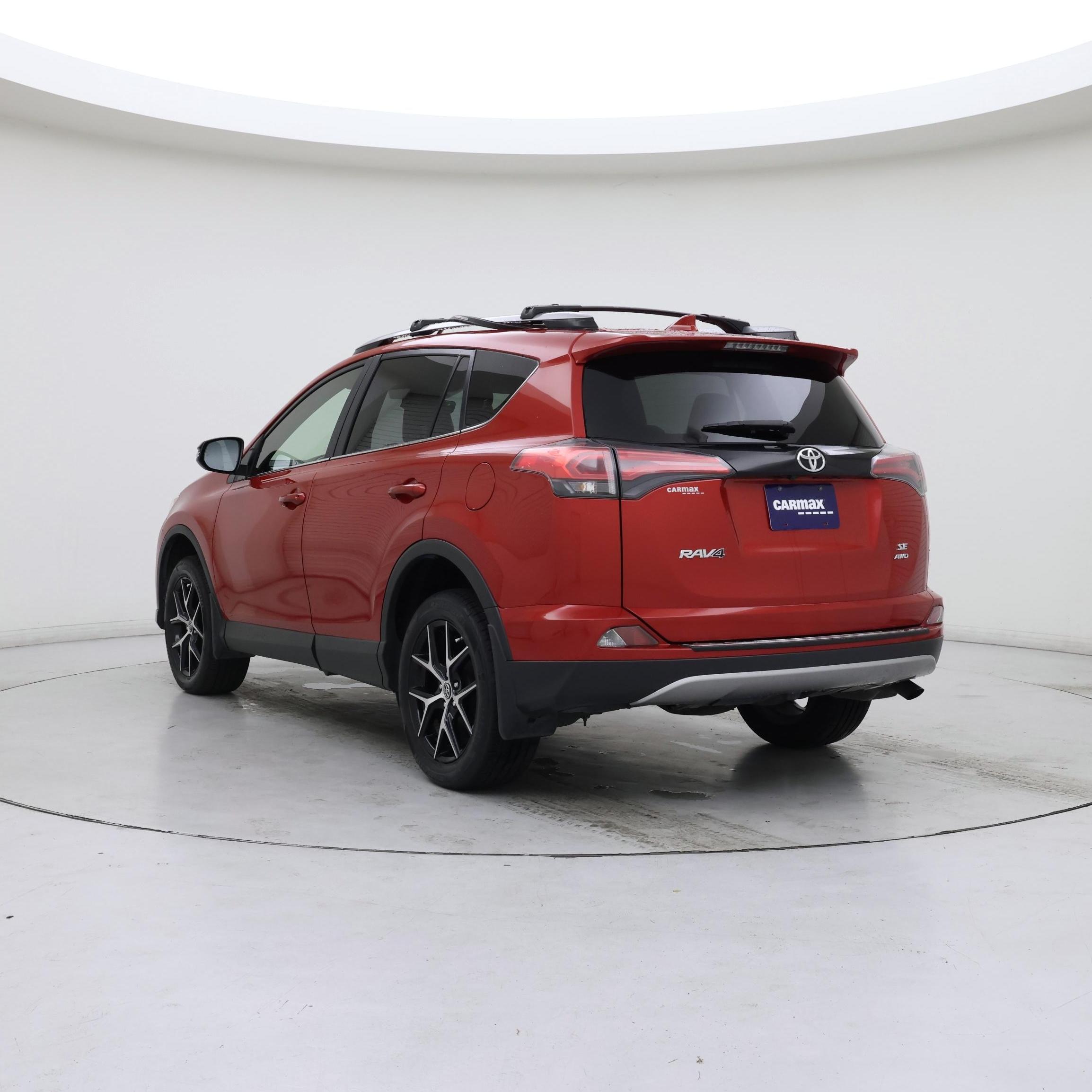 Thumbnail: 2017 Toyota RAV4 - 2
