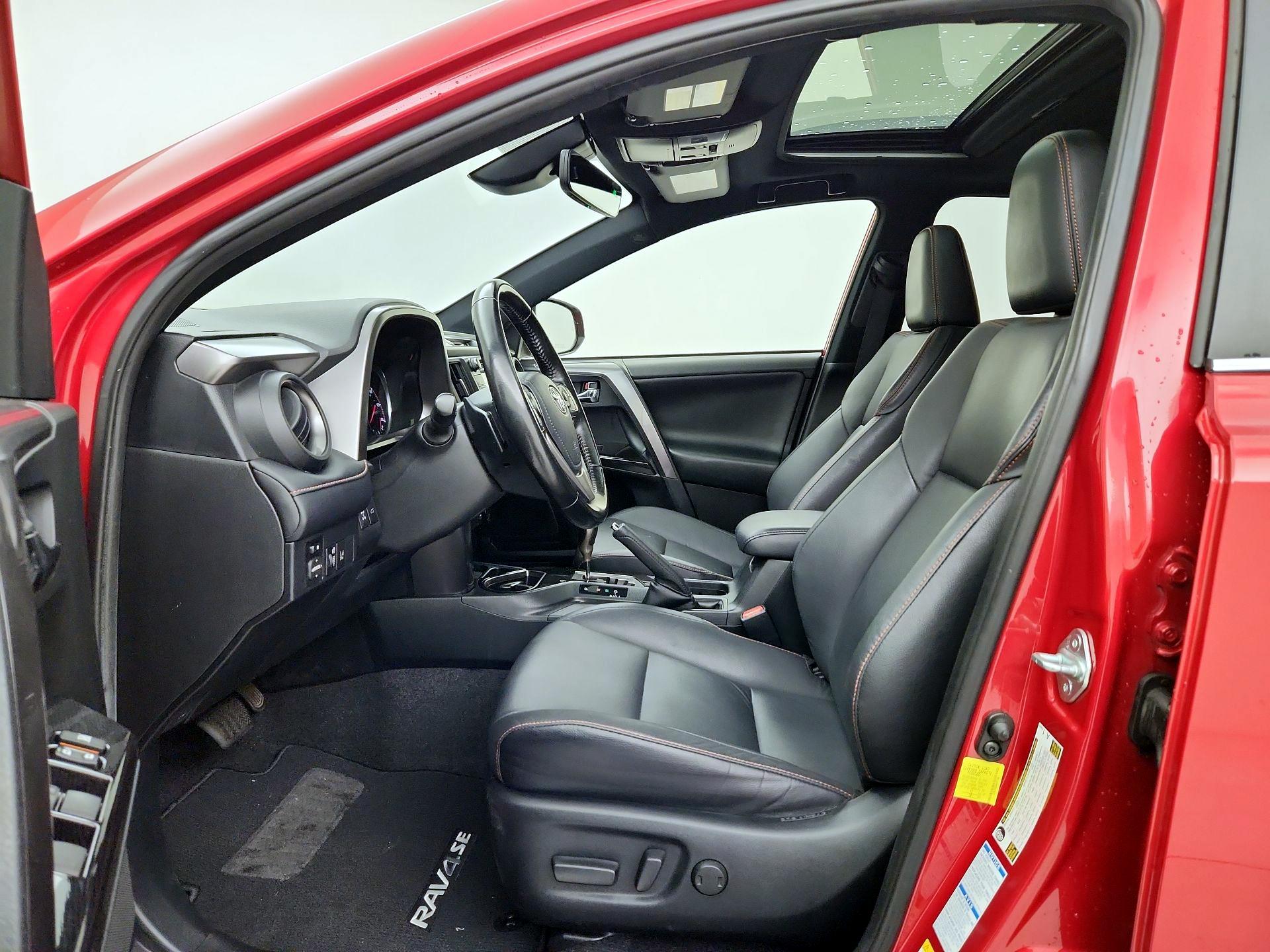 Thumbnail: 2017 Toyota RAV4 - 19