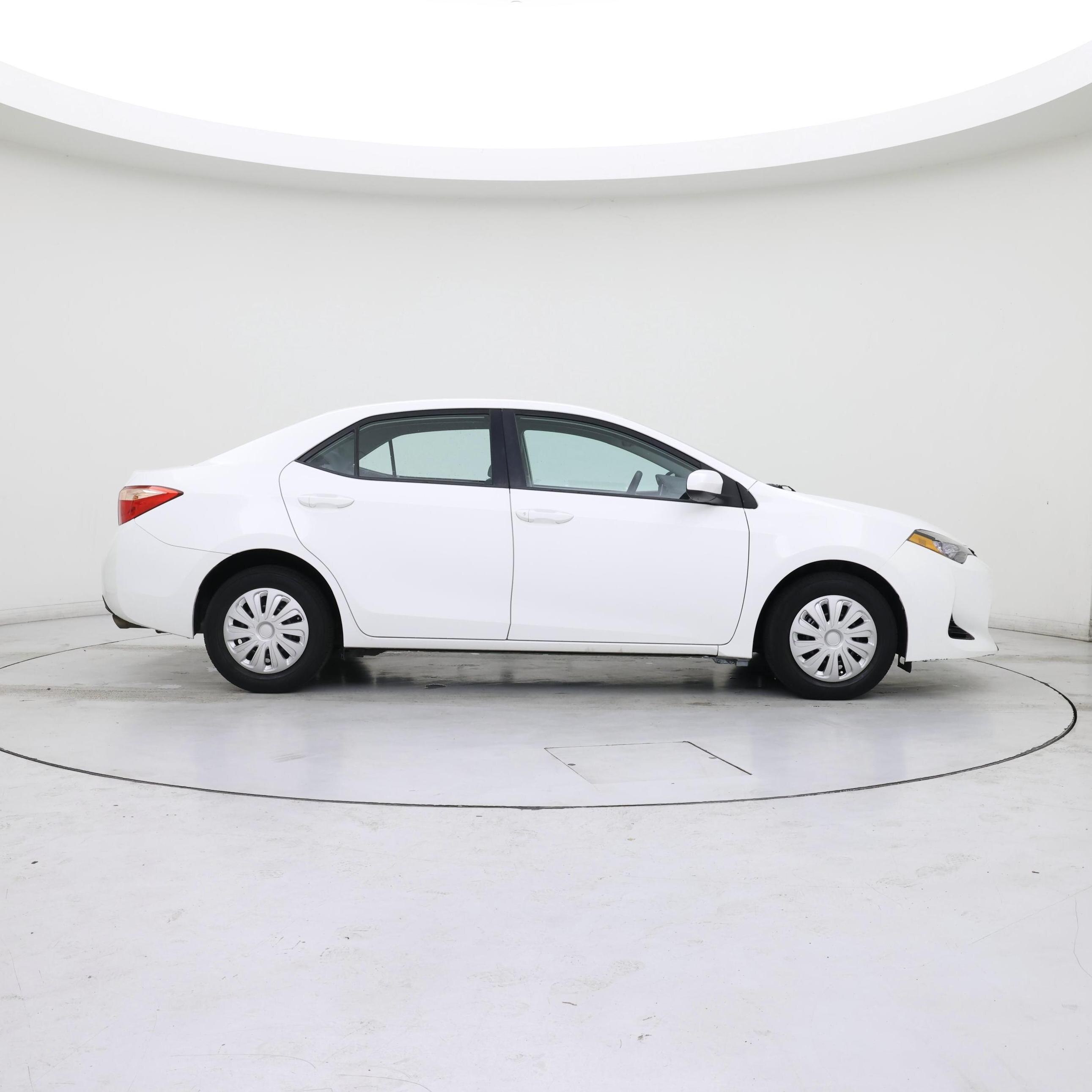 Thumbnail: 2017 Toyota Corolla - 7