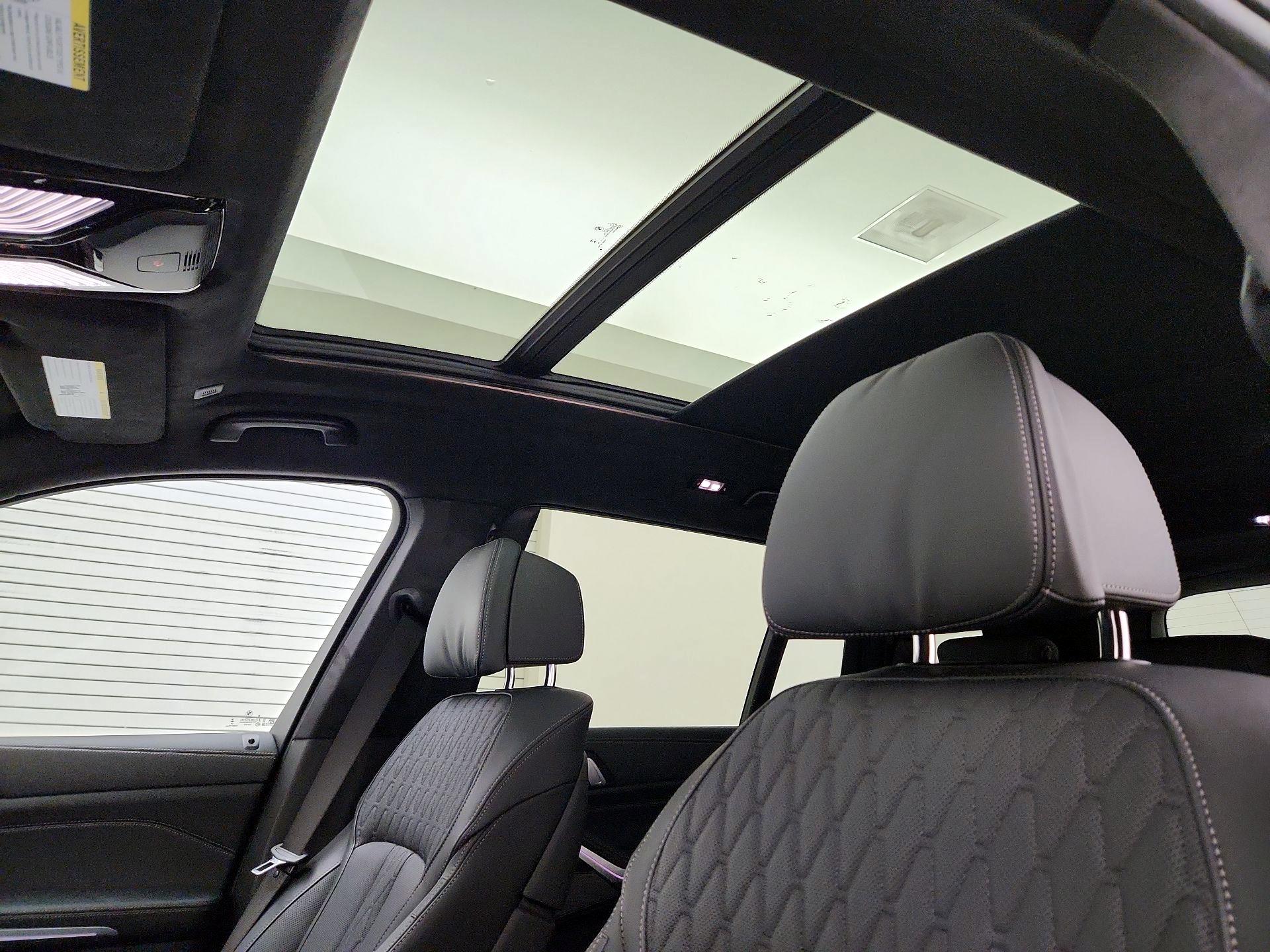 Thumbnail: 2025 BMW X7 - 20