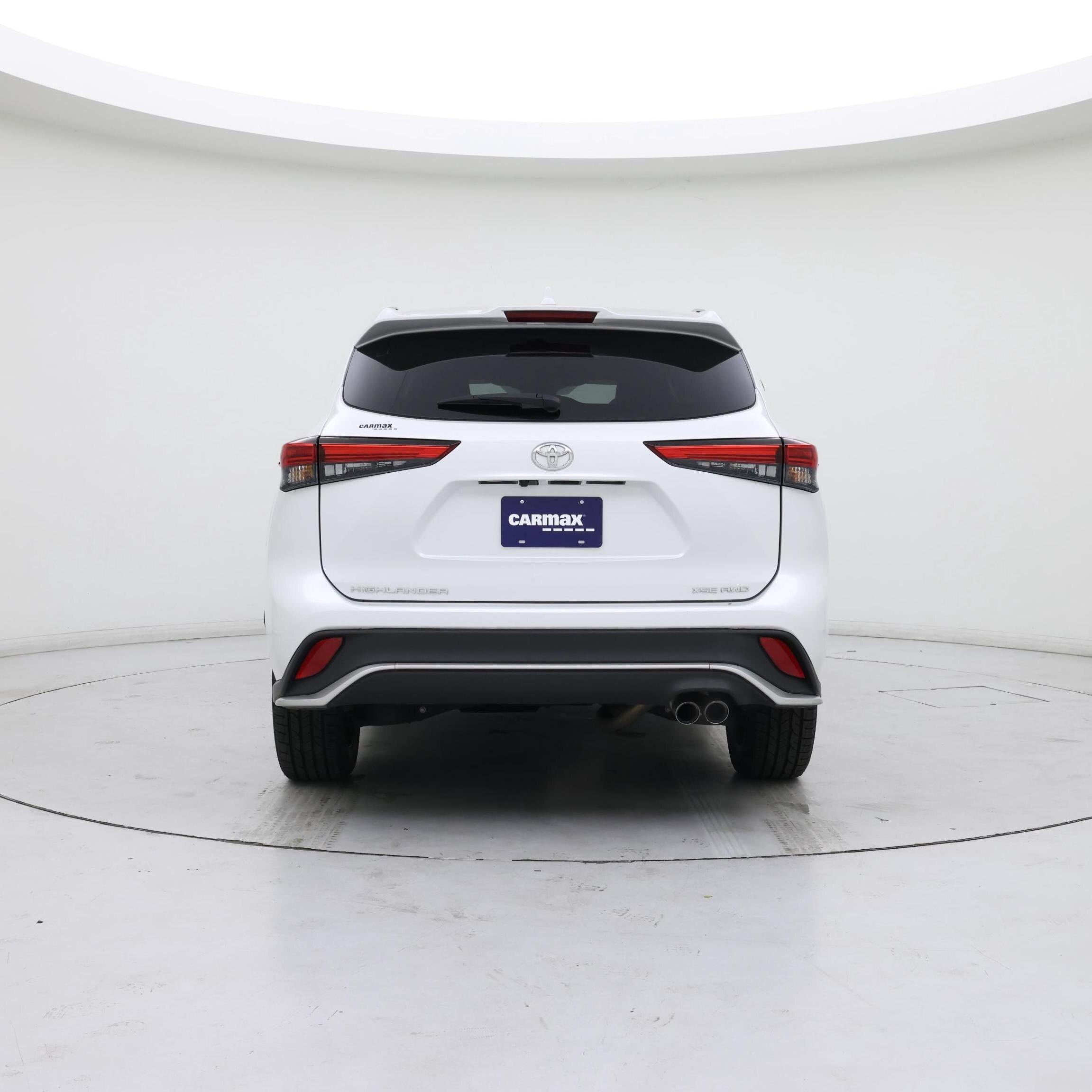 Thumbnail: 2023 Toyota Highlander - 6