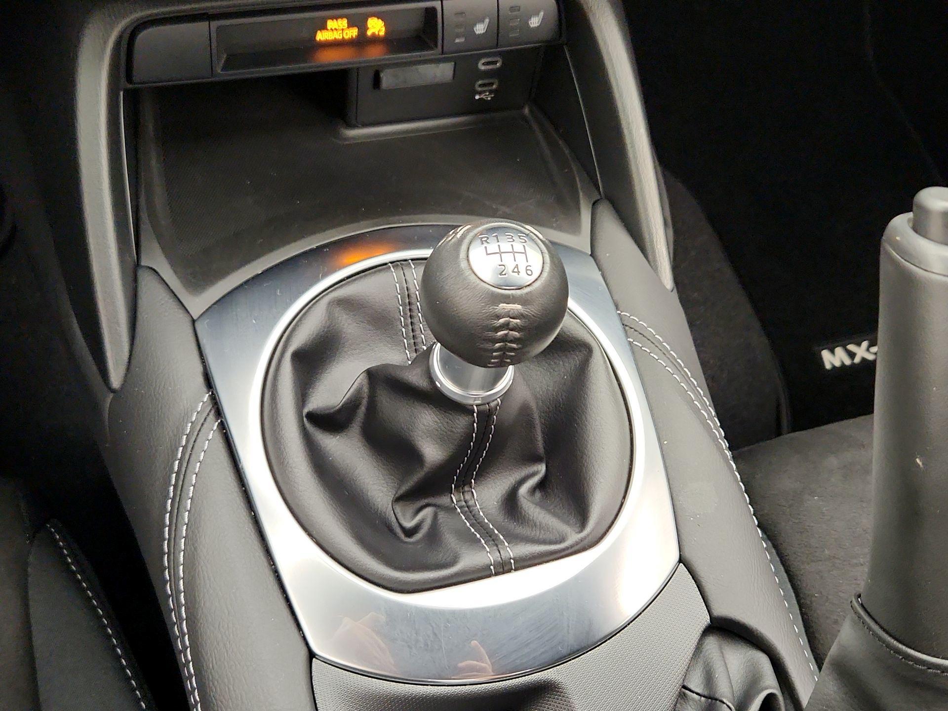 Thumbnail: 2025 Mazda MX-5 Miata - 17