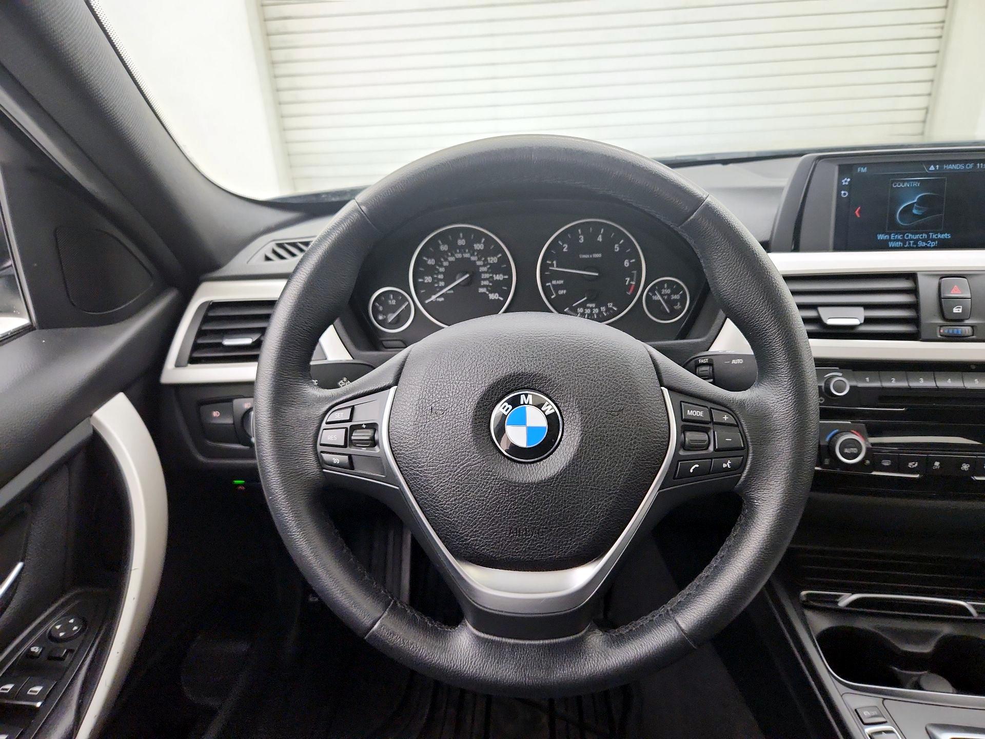 Thumbnail: 2018 BMW 3 Series - 10