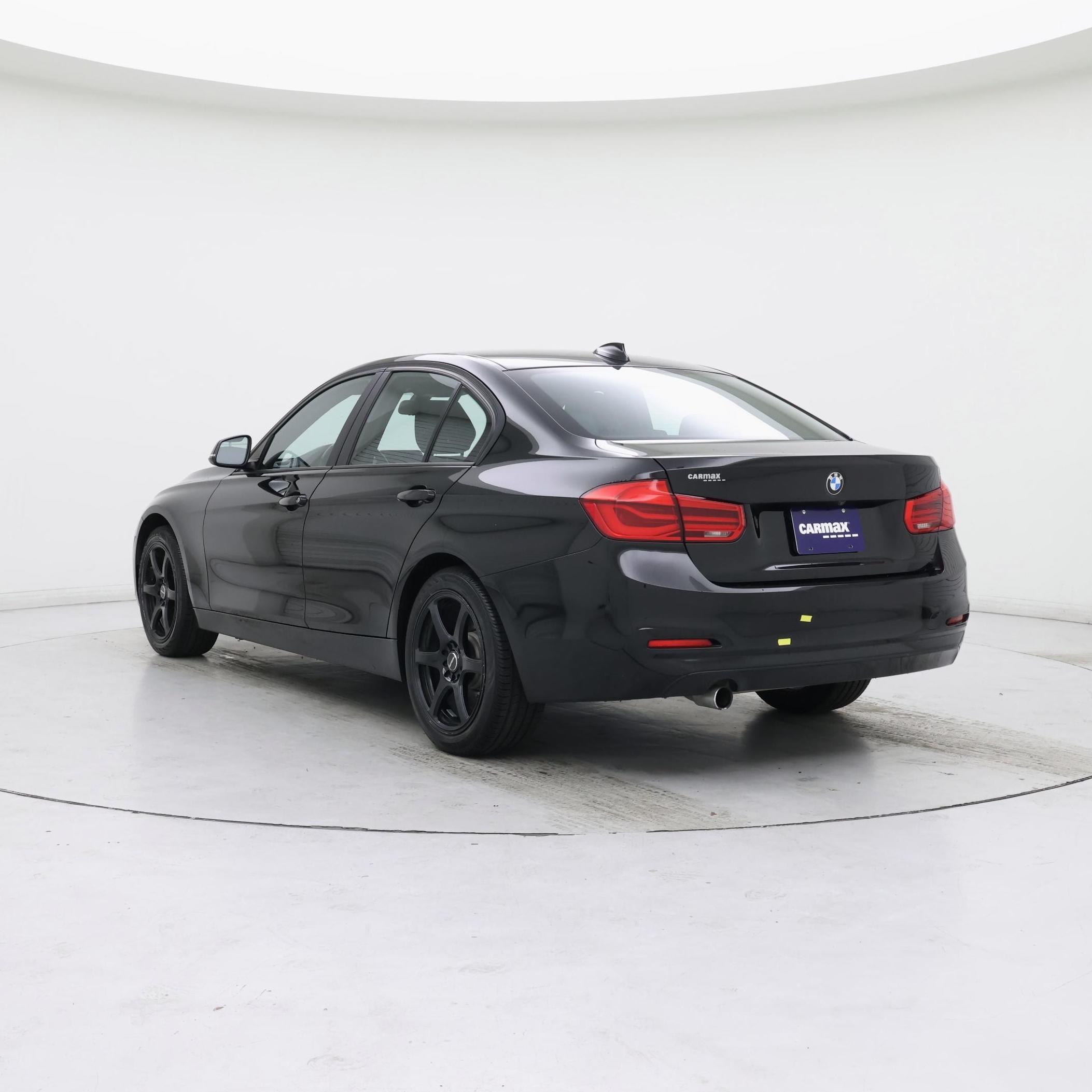 Thumbnail: 2018 BMW 3 Series - 2