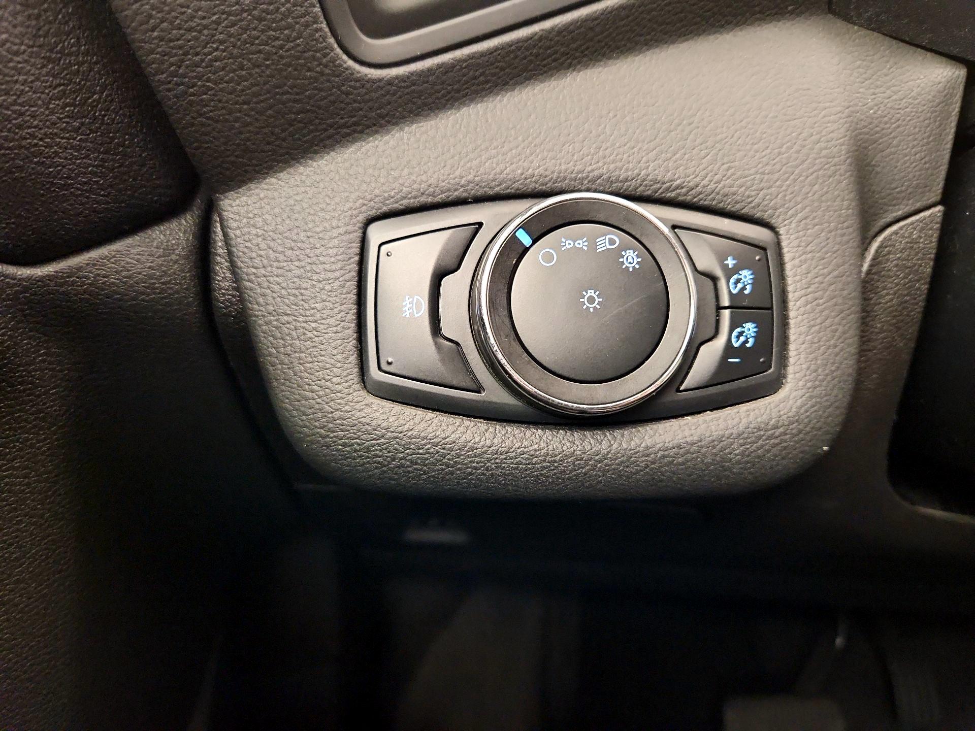 Thumbnail: 2014 Ford Escape - 13