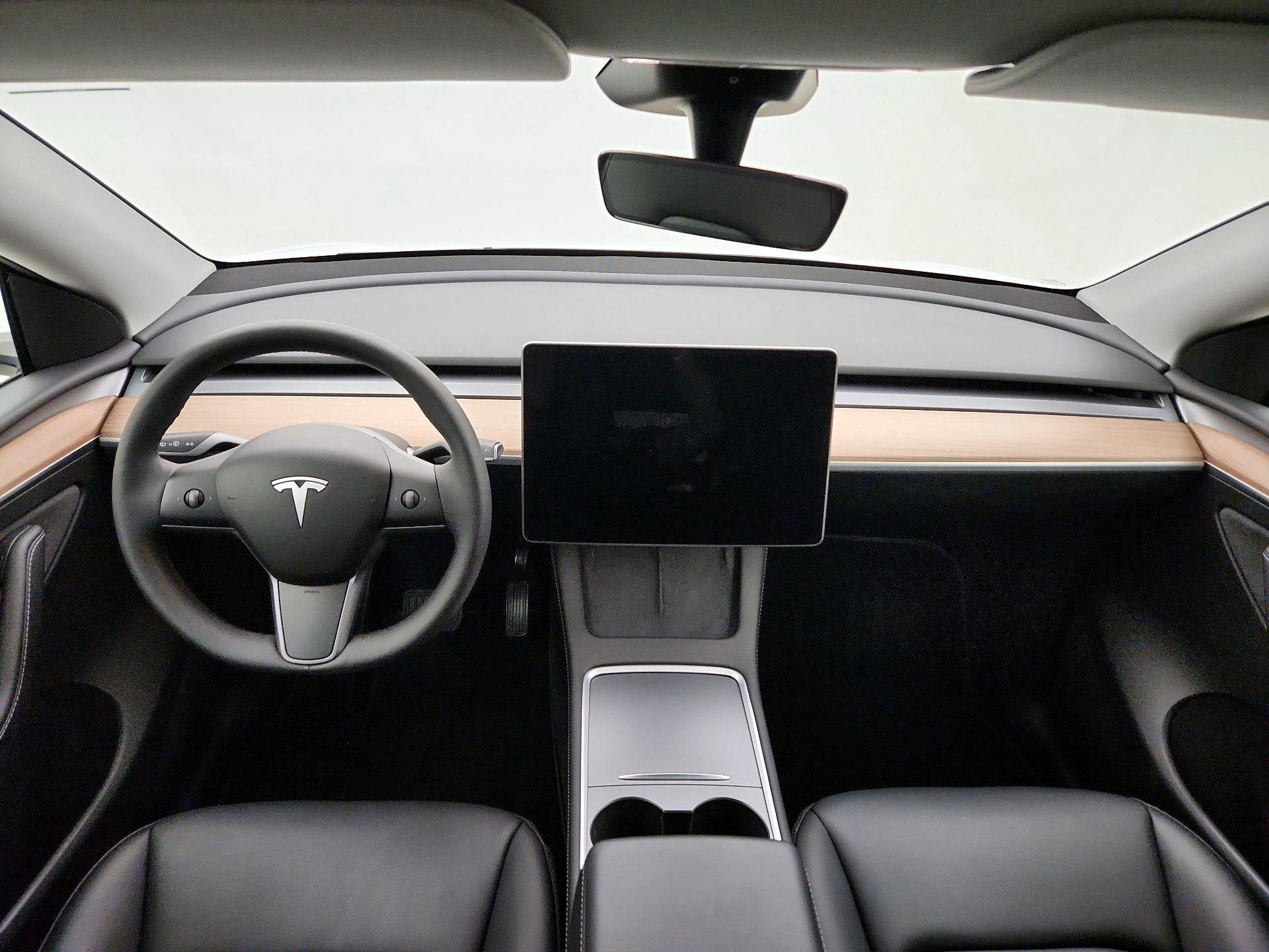 Thumbnail: 2023 Tesla Model Y - 9
