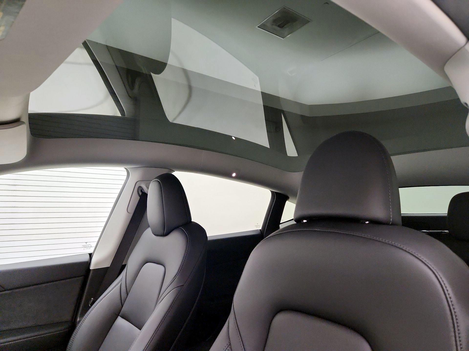 Thumbnail: 2023 Tesla Model Y - 19