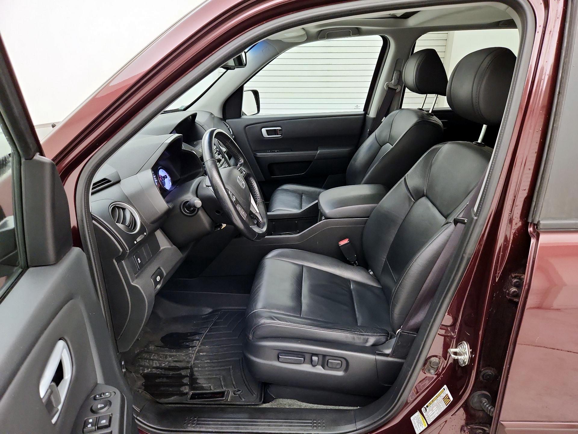 Thumbnail: 2015 Honda Pilot - 11