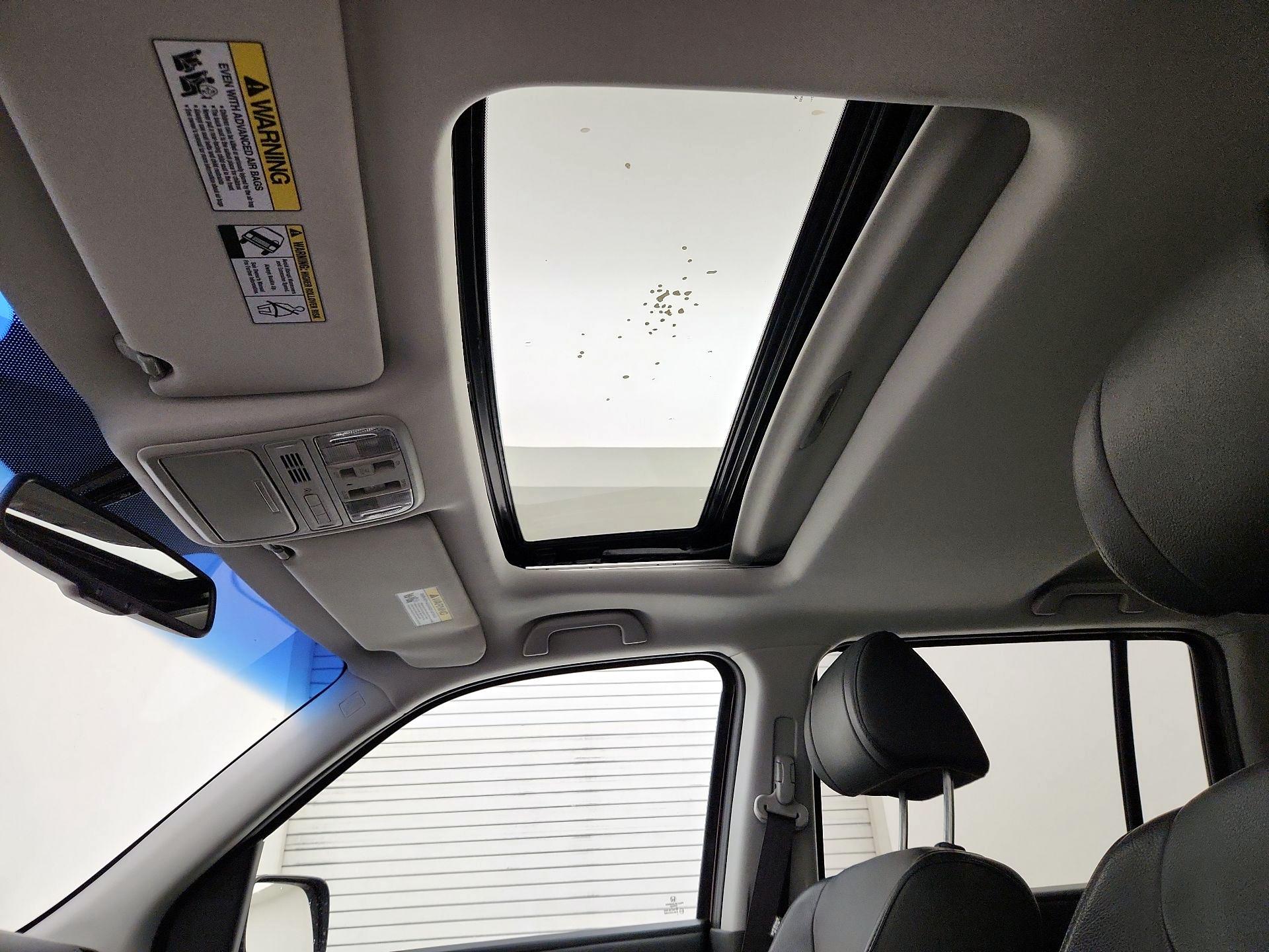 Thumbnail: 2015 Honda Pilot - 19