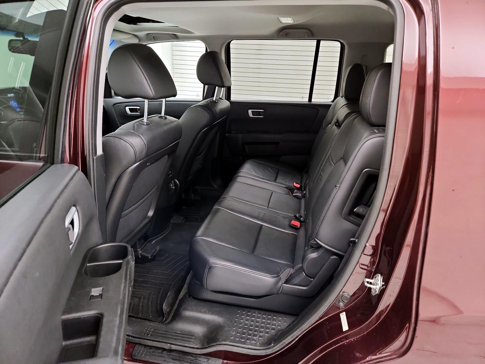 Thumbnail: 2015 Honda Pilot - 20