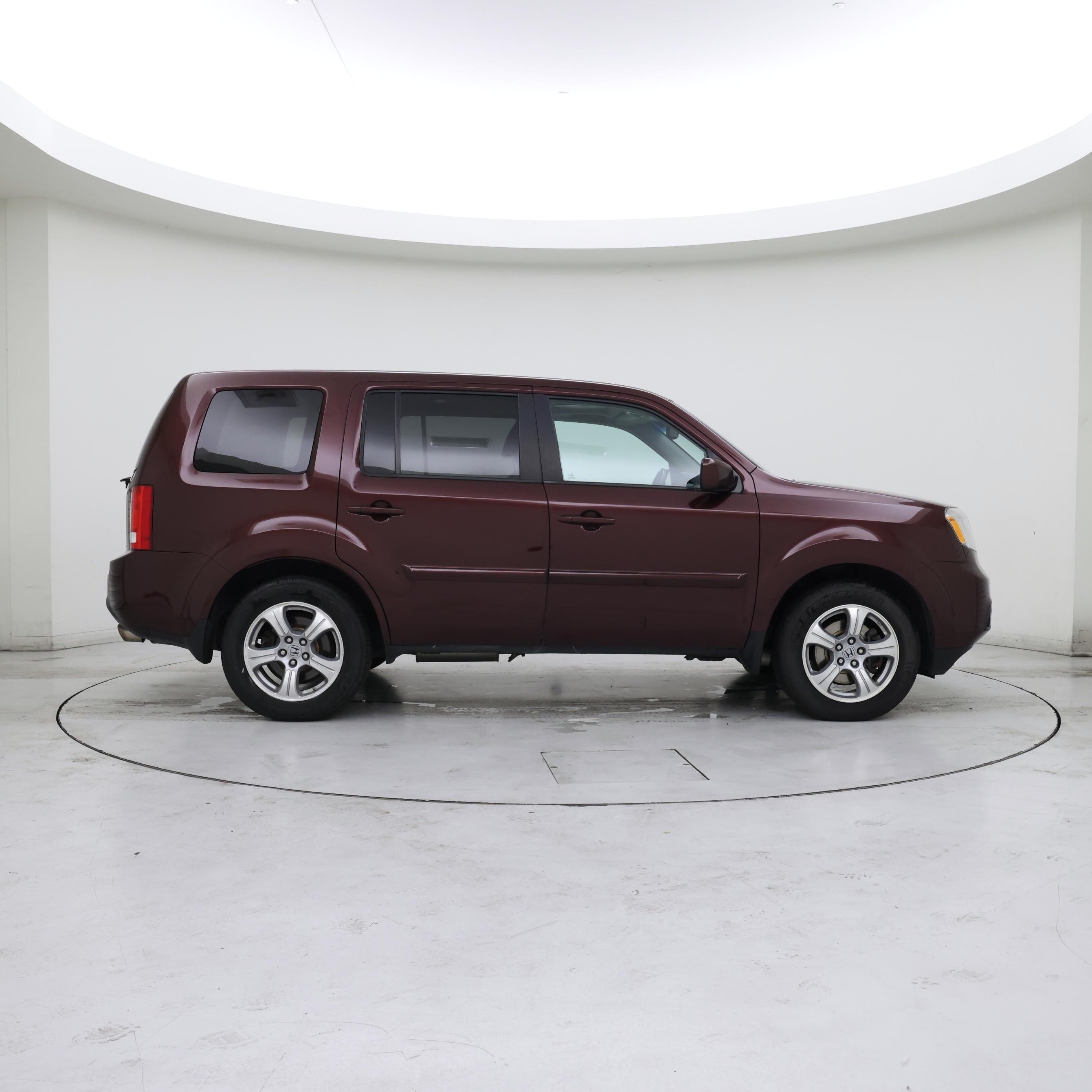 Thumbnail: 2015 Honda Pilot - 7