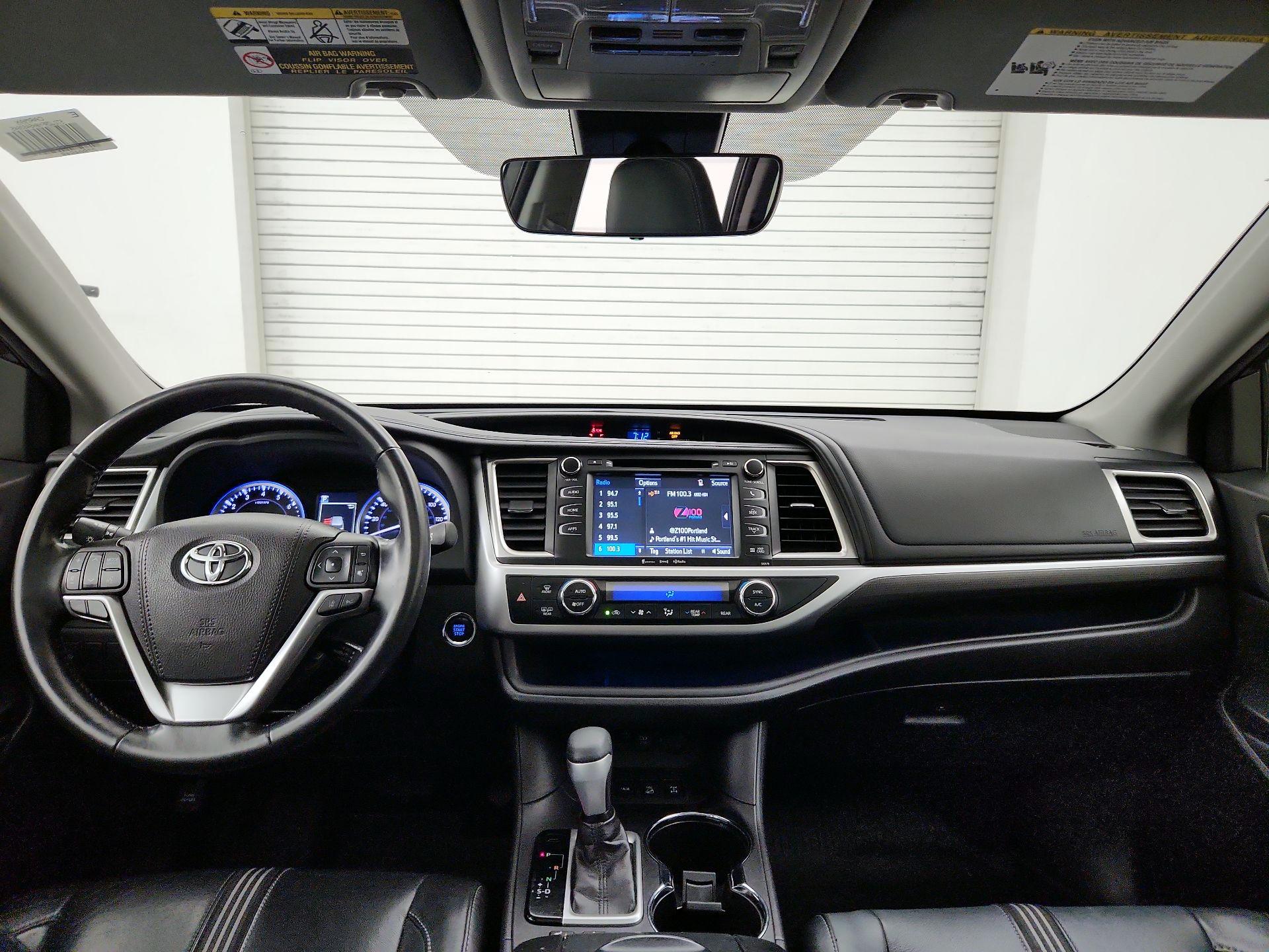 Thumbnail: 2017 Toyota Highlander - 9
