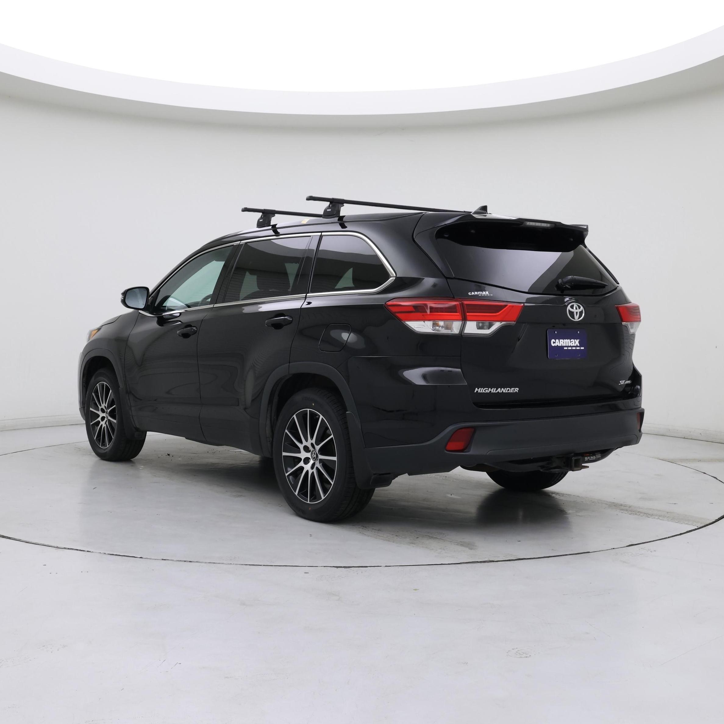 Thumbnail: 2017 Toyota Highlander - 2