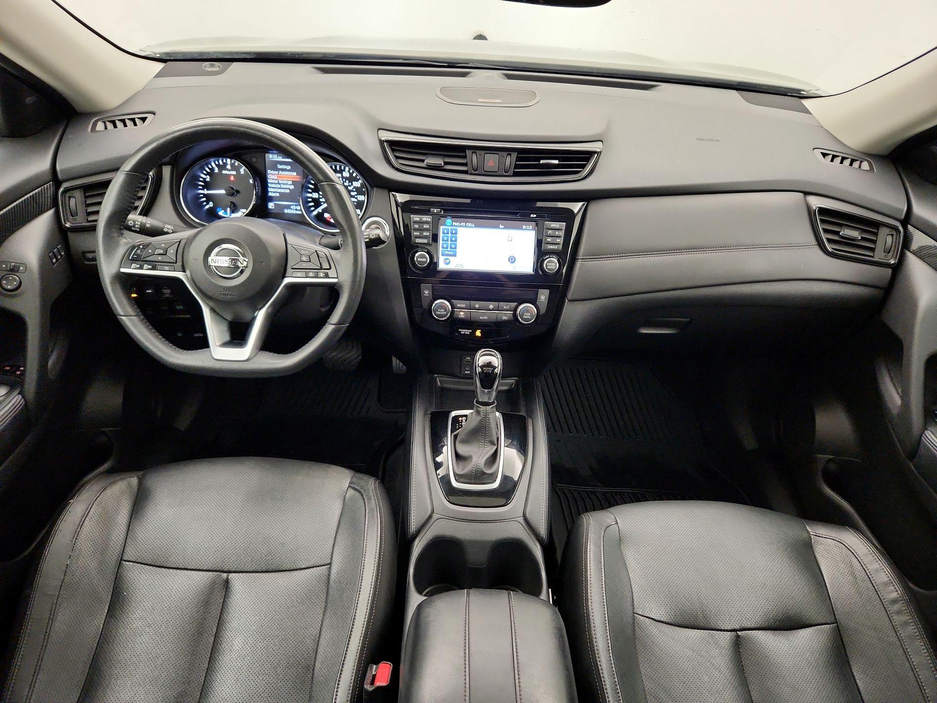 Thumbnail: 2017 Nissan Rogue - 9