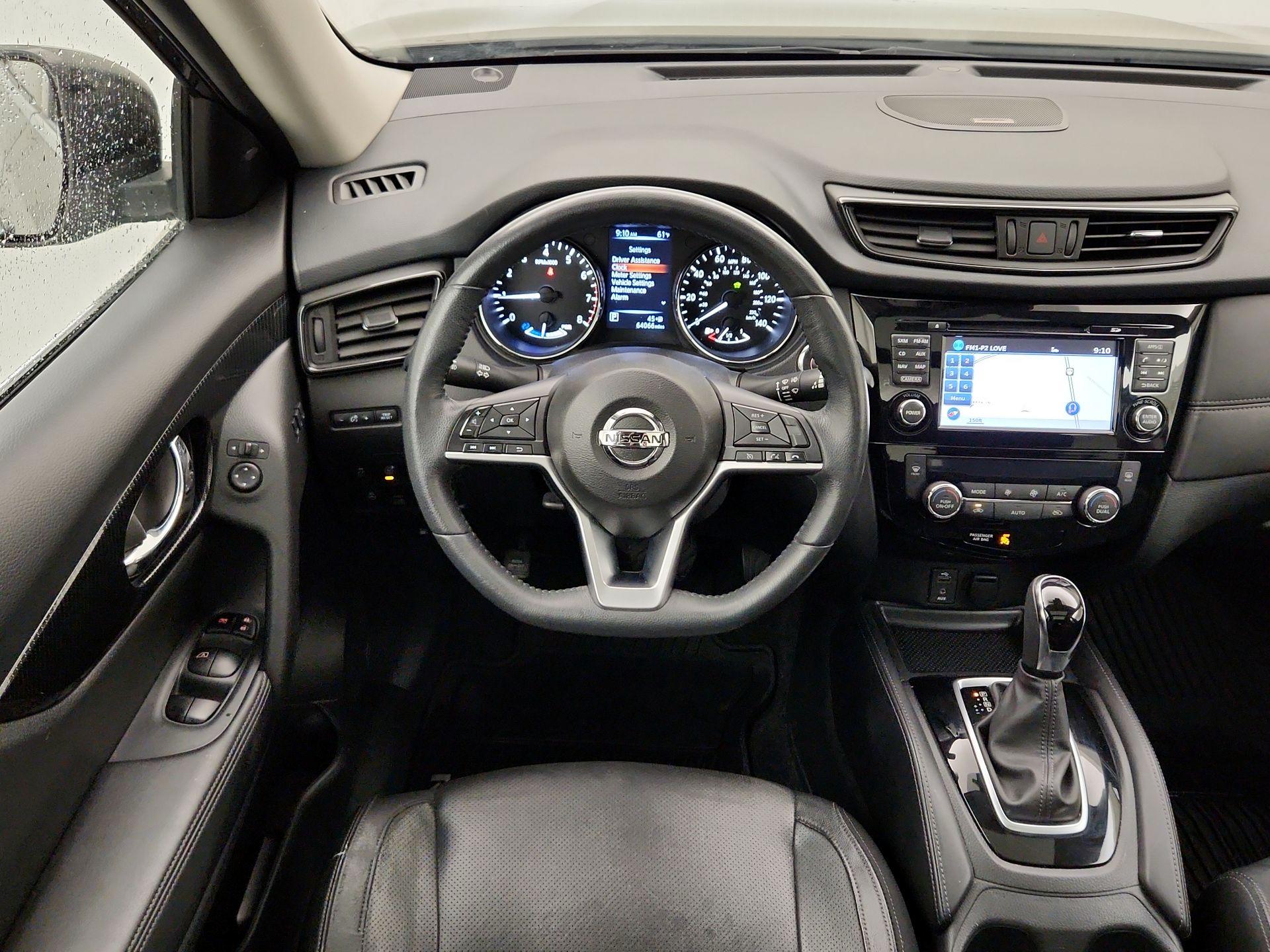Thumbnail: 2017 Nissan Rogue - 10
