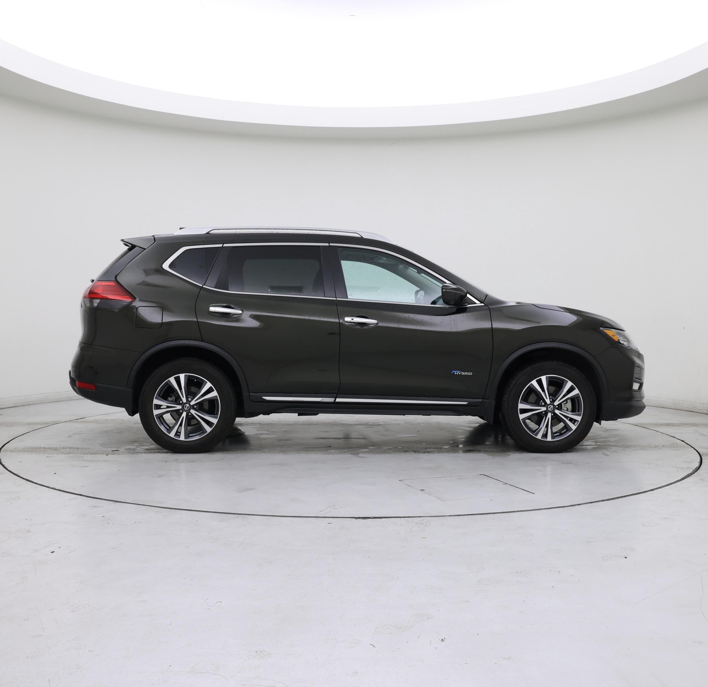 Thumbnail: 2017 Nissan Rogue - 7