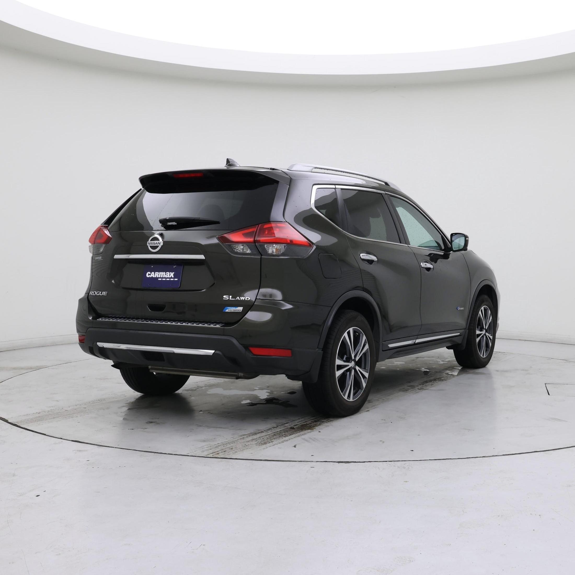Thumbnail: 2017 Nissan Rogue - 8