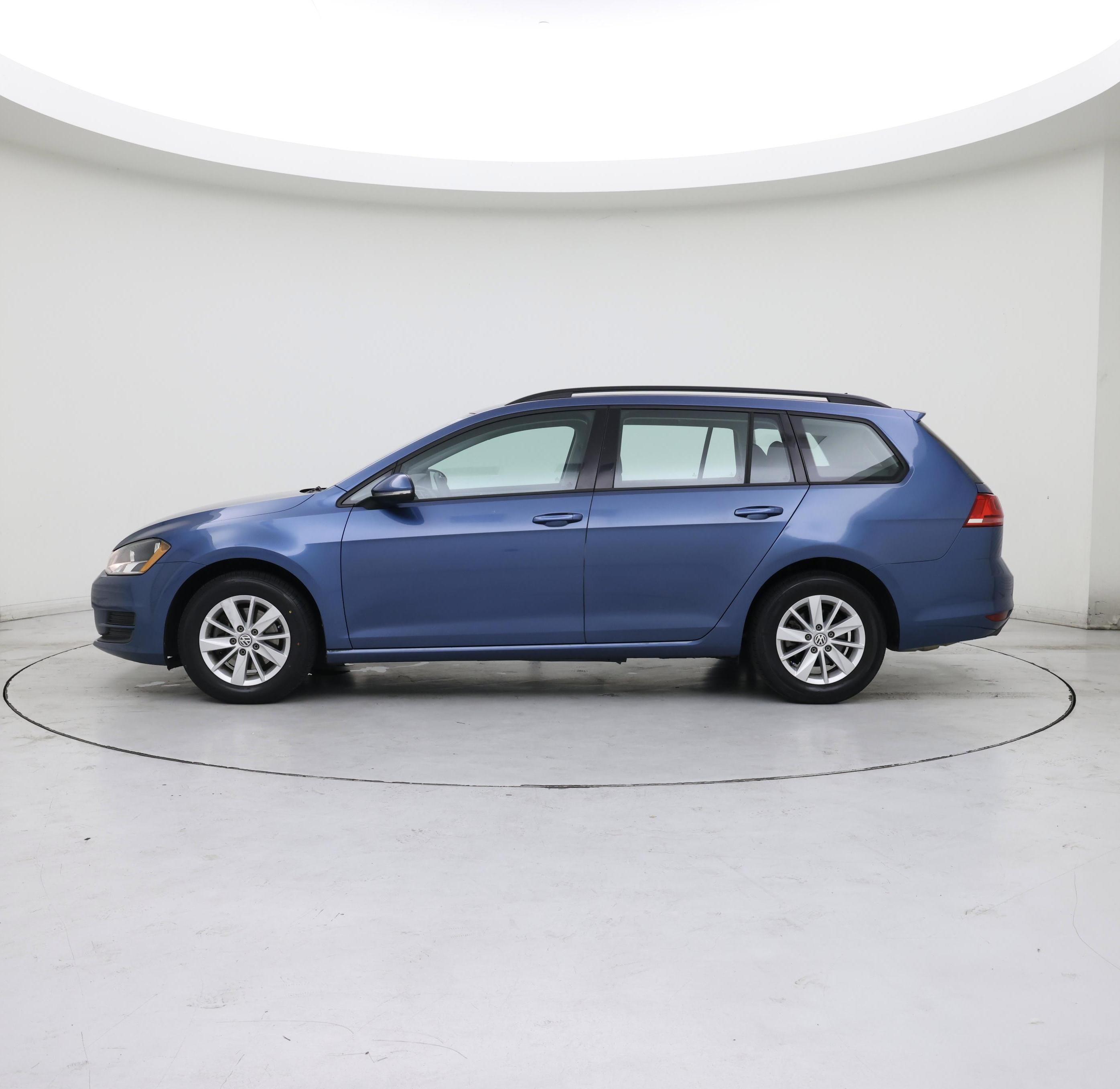 Thumbnail: 2016 Volkswagen Golf - 3