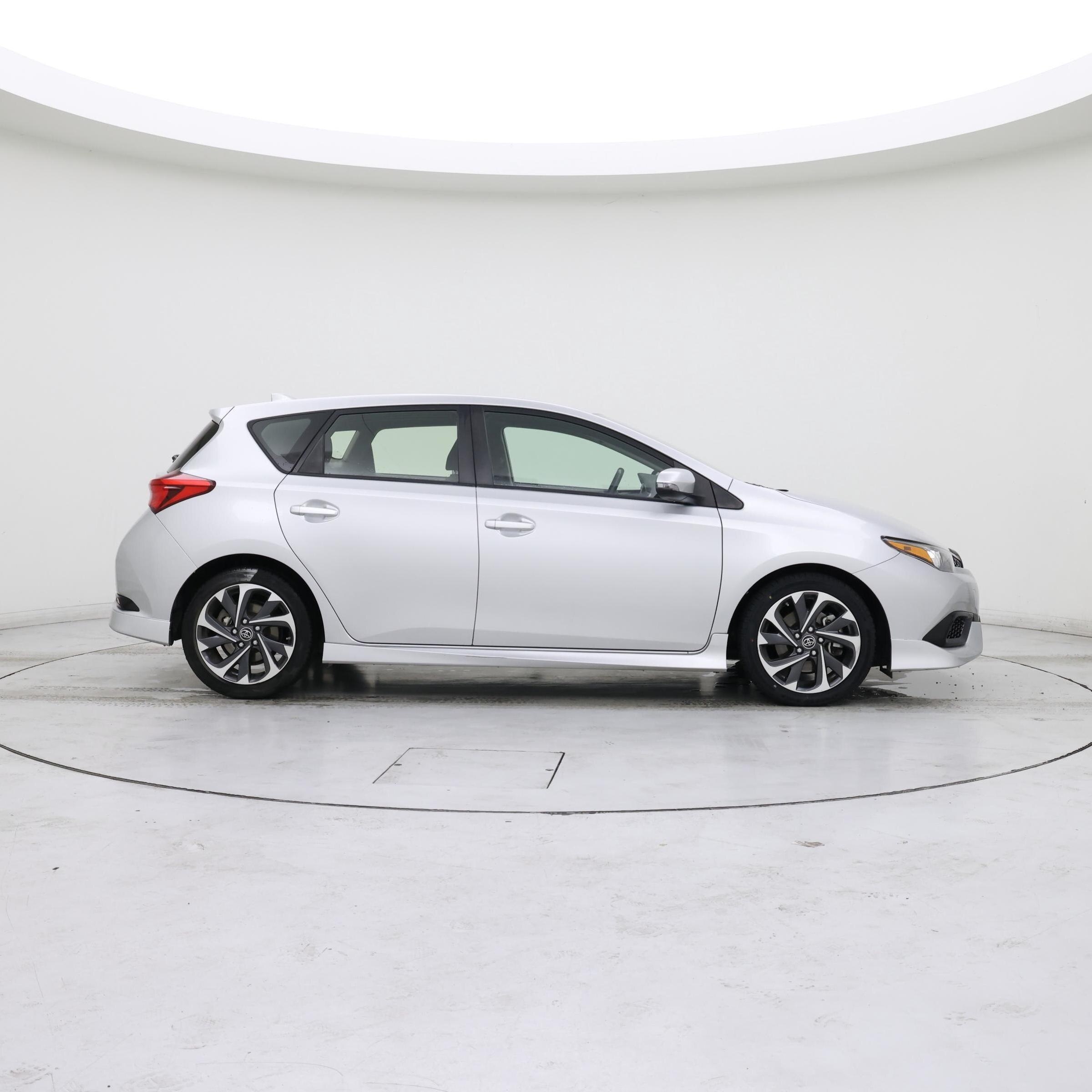 Thumbnail: 2018 Toyota Corolla iM - 7