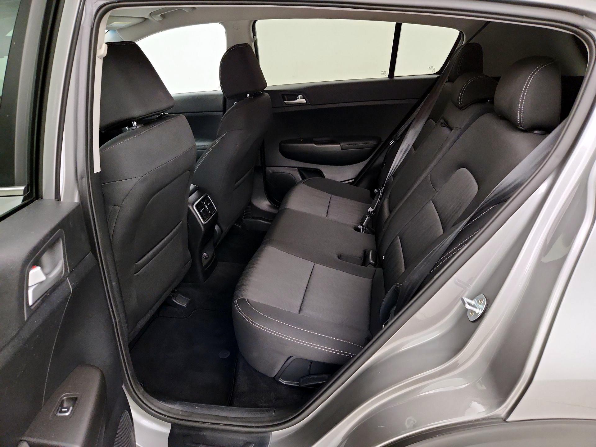 Thumbnail: 2020 Kia Sportage - 19
