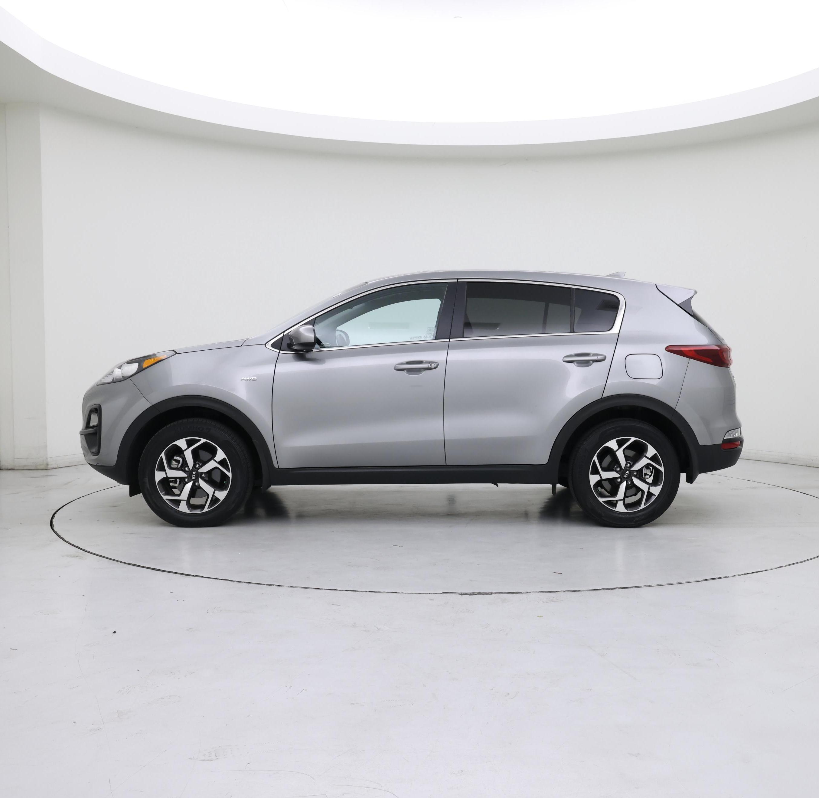 Thumbnail: 2020 Kia Sportage - 3