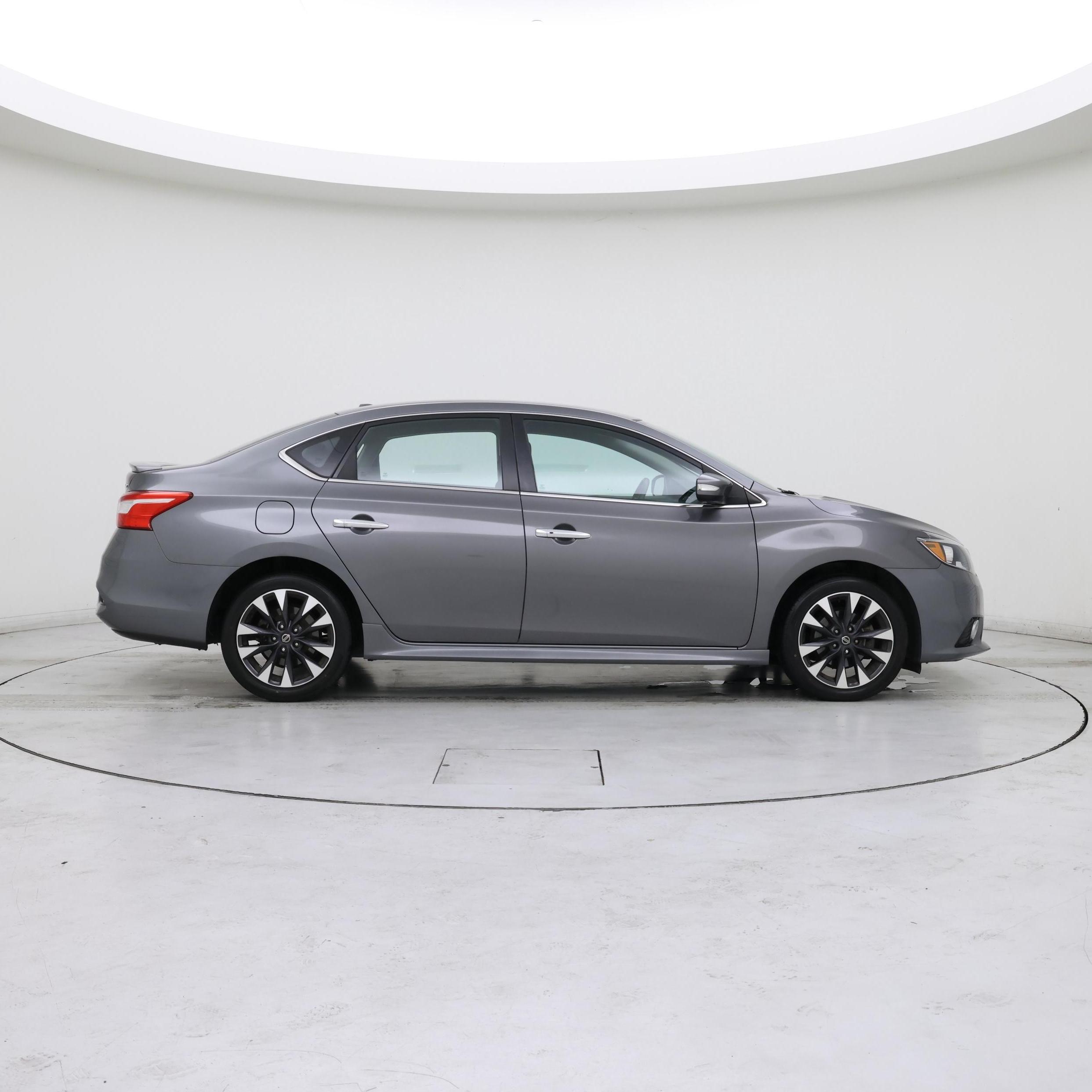 Thumbnail: 2018 Nissan Sentra - 7