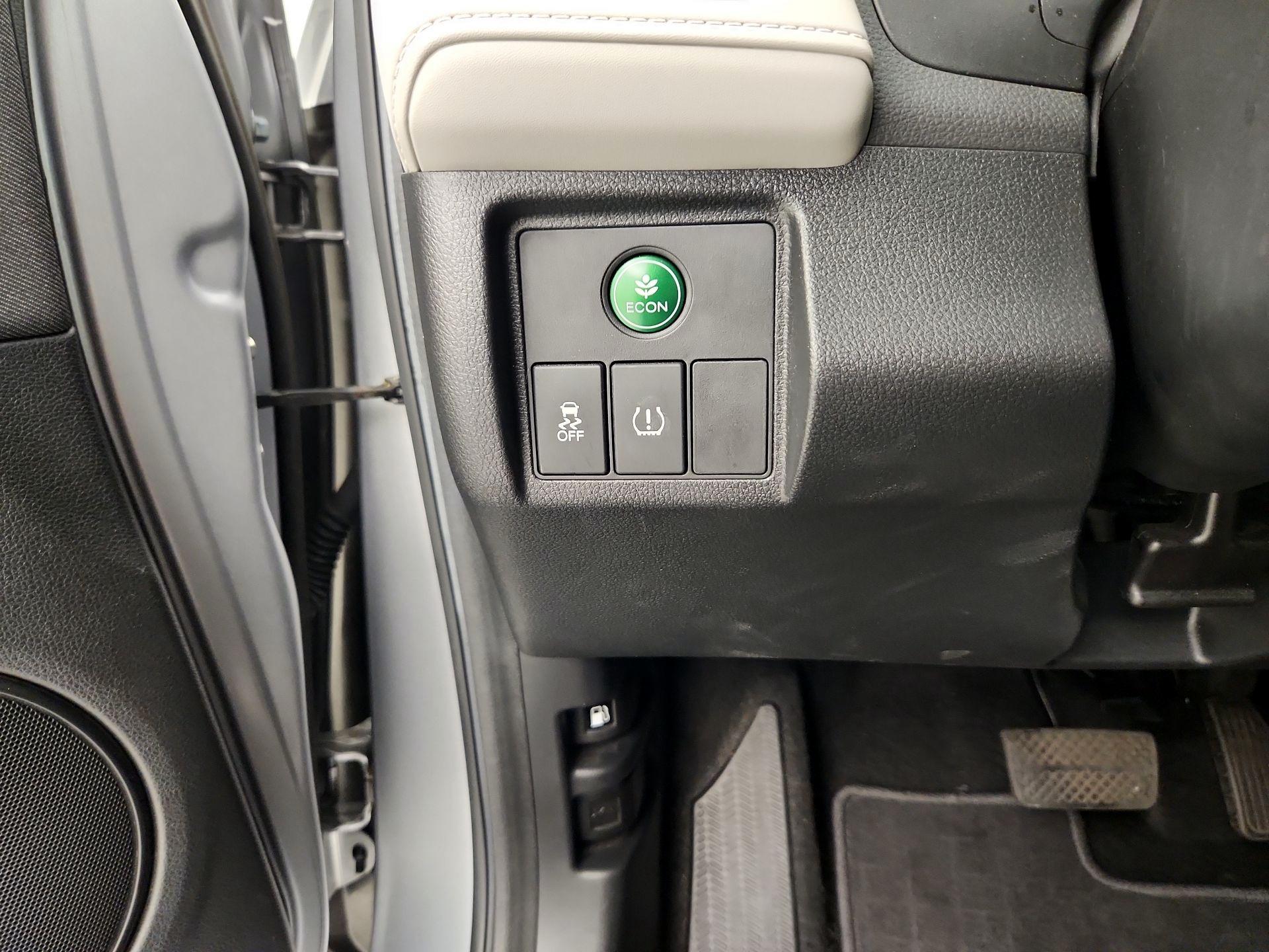 Thumbnail: 2019 Honda HR-V - 13