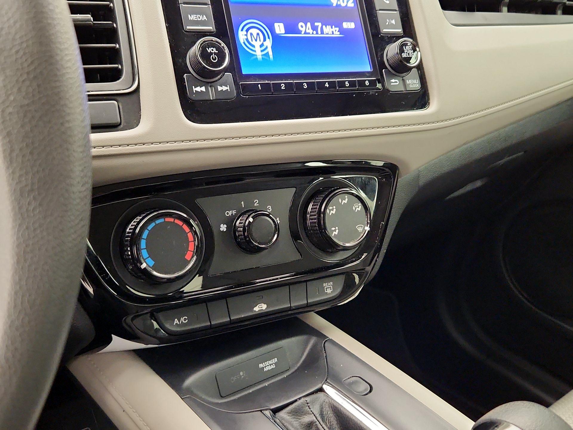 Thumbnail: 2019 Honda HR-V - 16