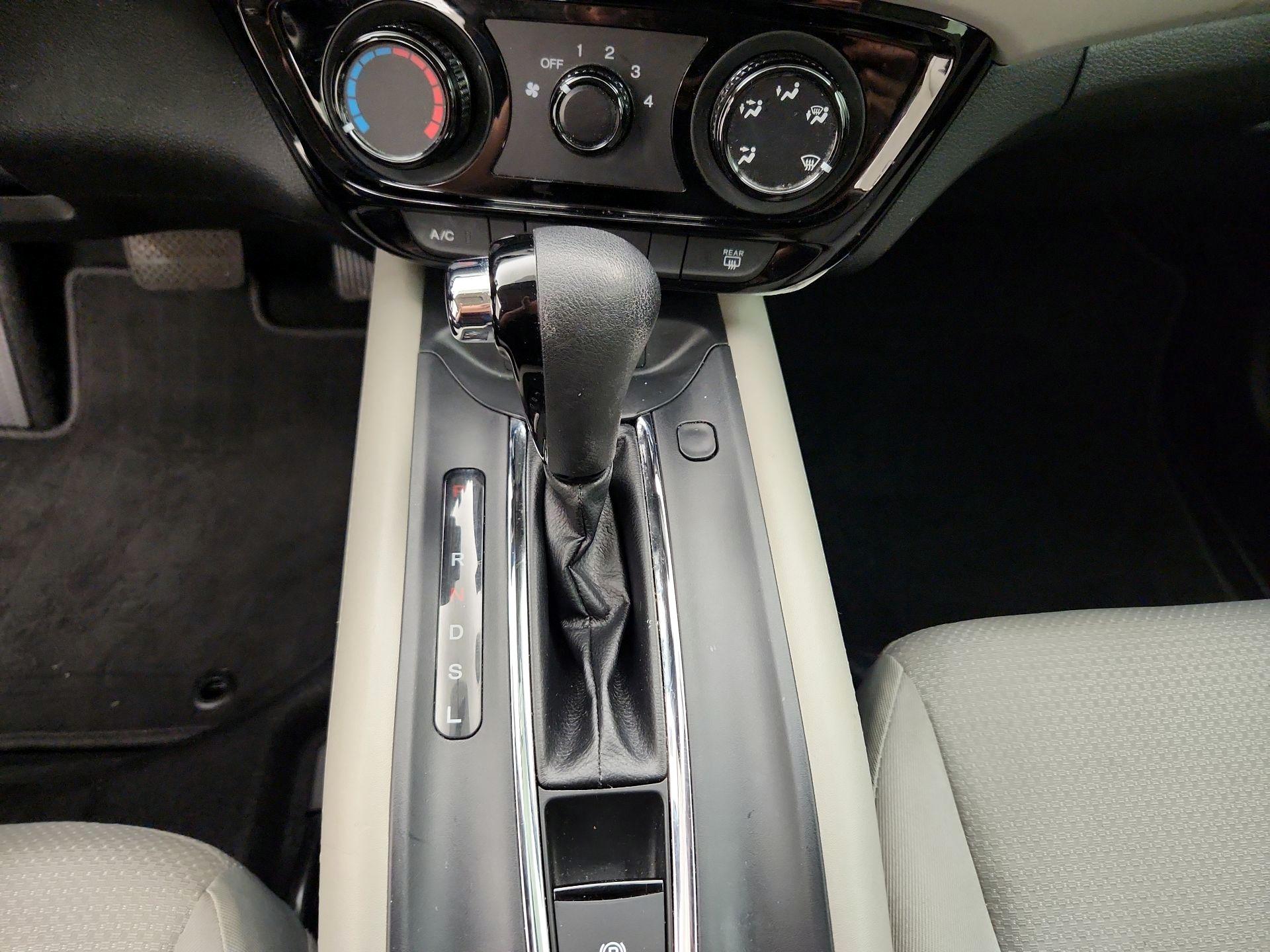 Thumbnail: 2019 Honda HR-V - 17
