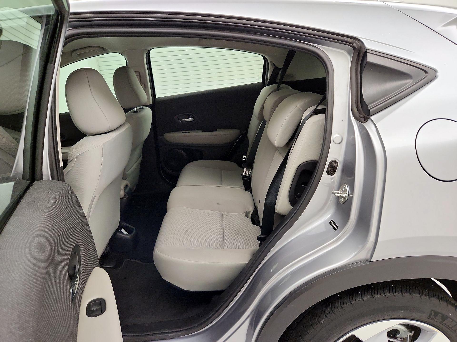 Thumbnail: 2019 Honda HR-V - 19