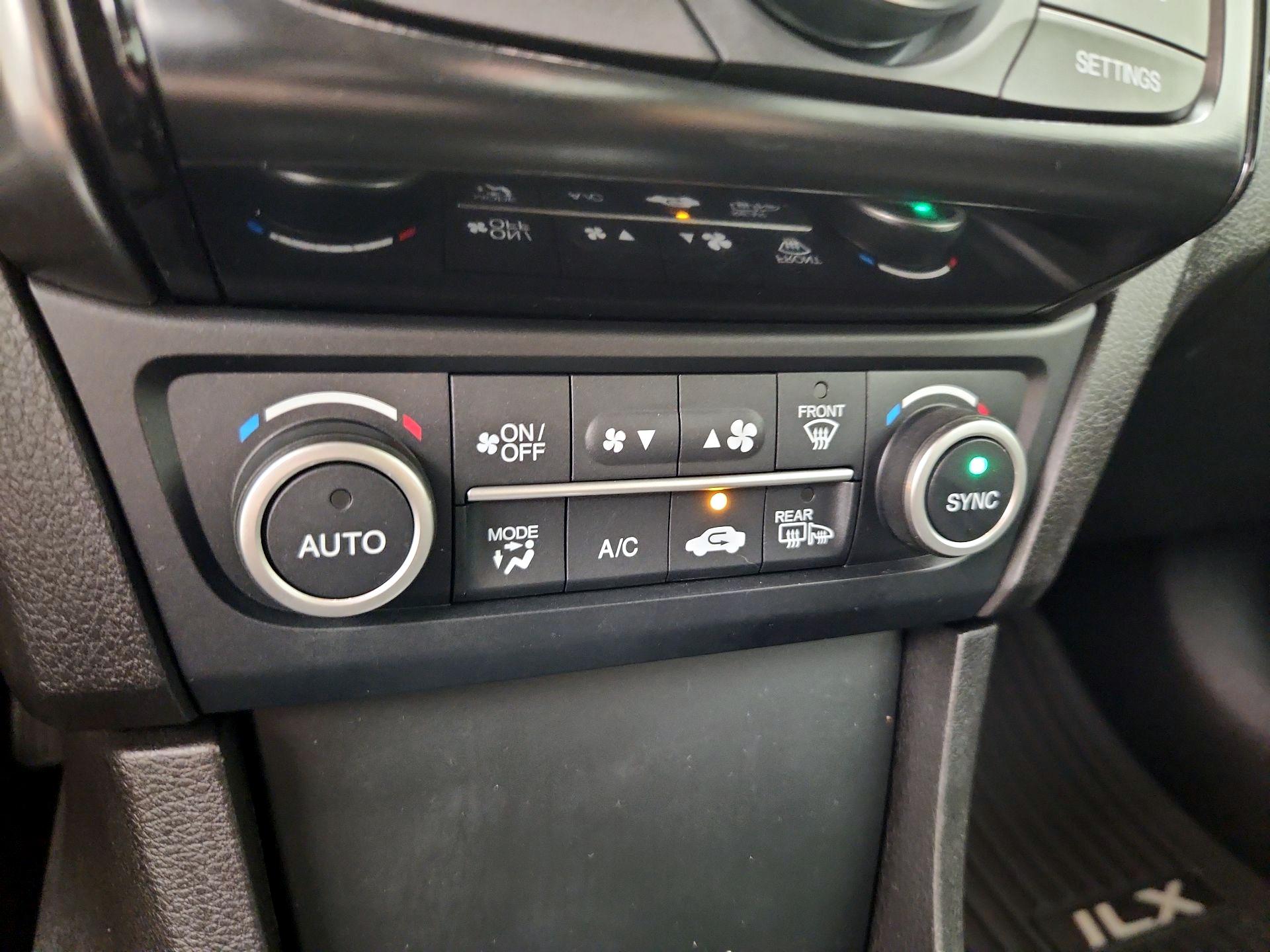 Thumbnail: 2016 Acura ILX - 16