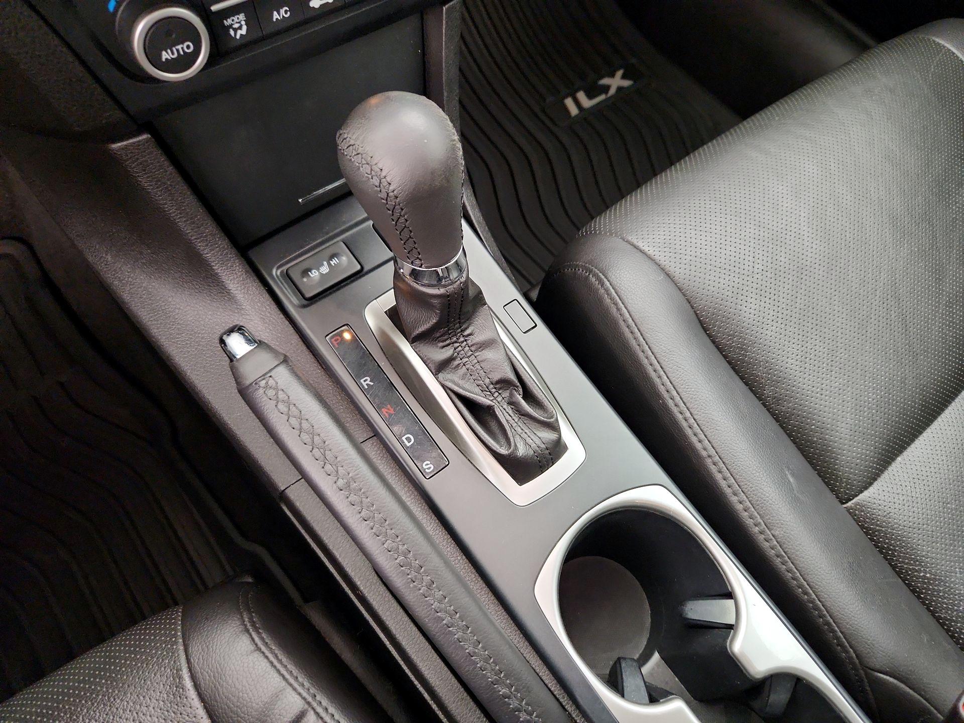 Thumbnail: 2016 Acura ILX - 17