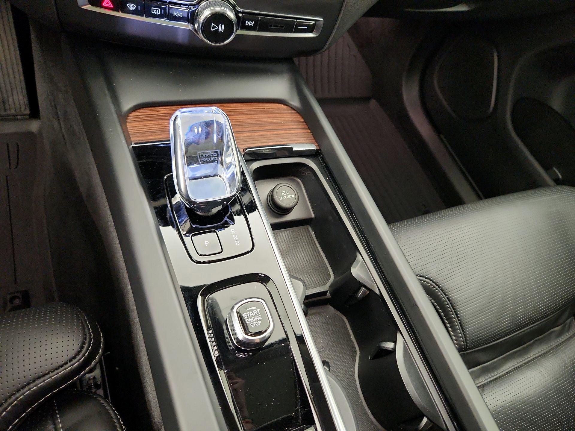 Thumbnail: 2024 Volvo XC60 - 18
