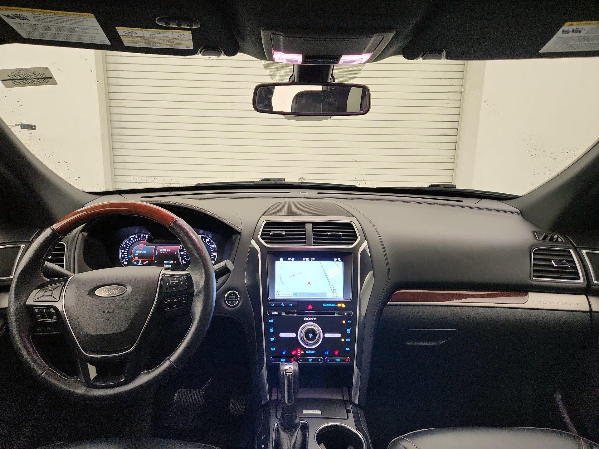 Thumbnail: 2018 Ford Explorer - 9
