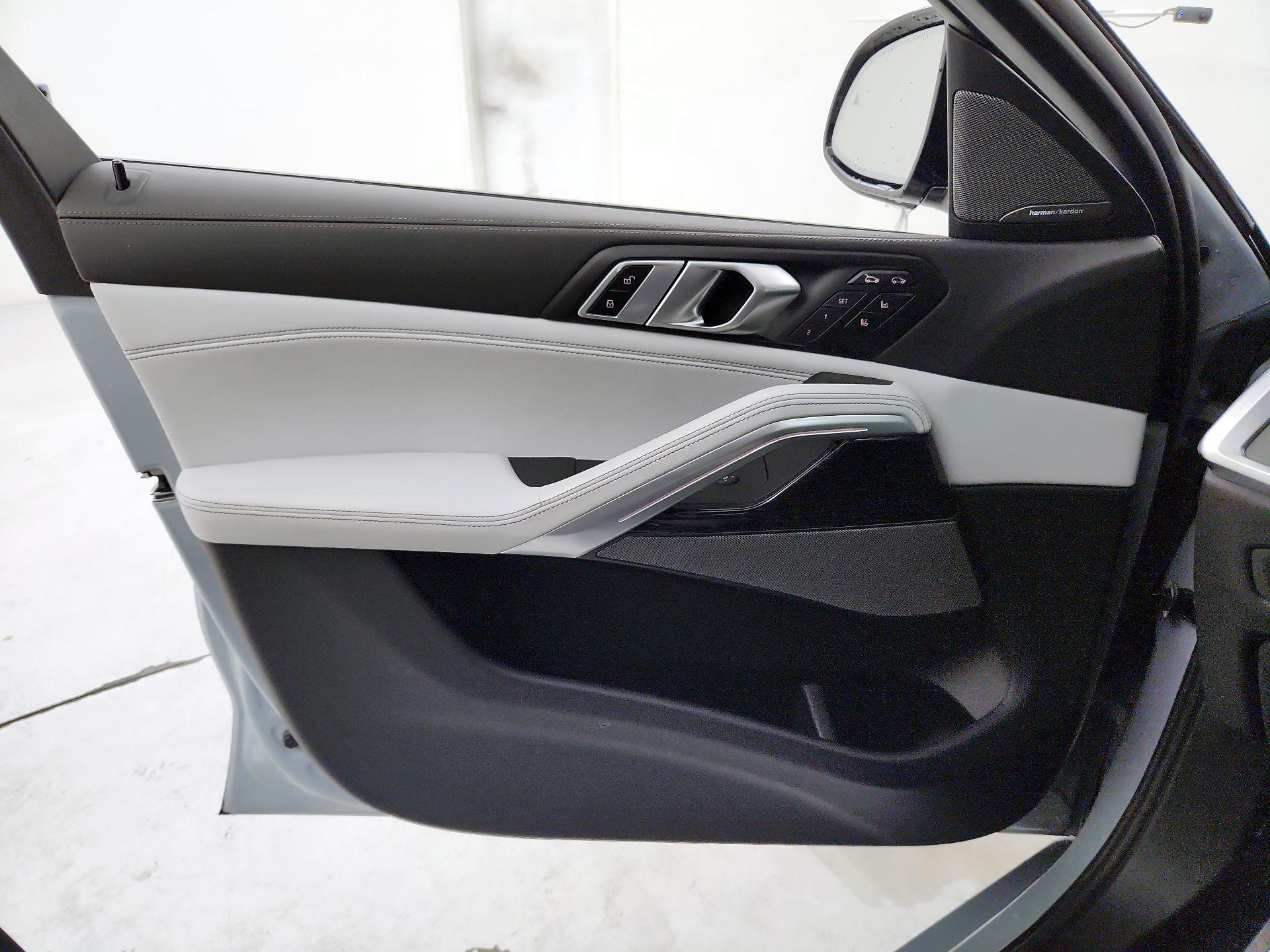 Thumbnail: 2024 BMW X6 - 12