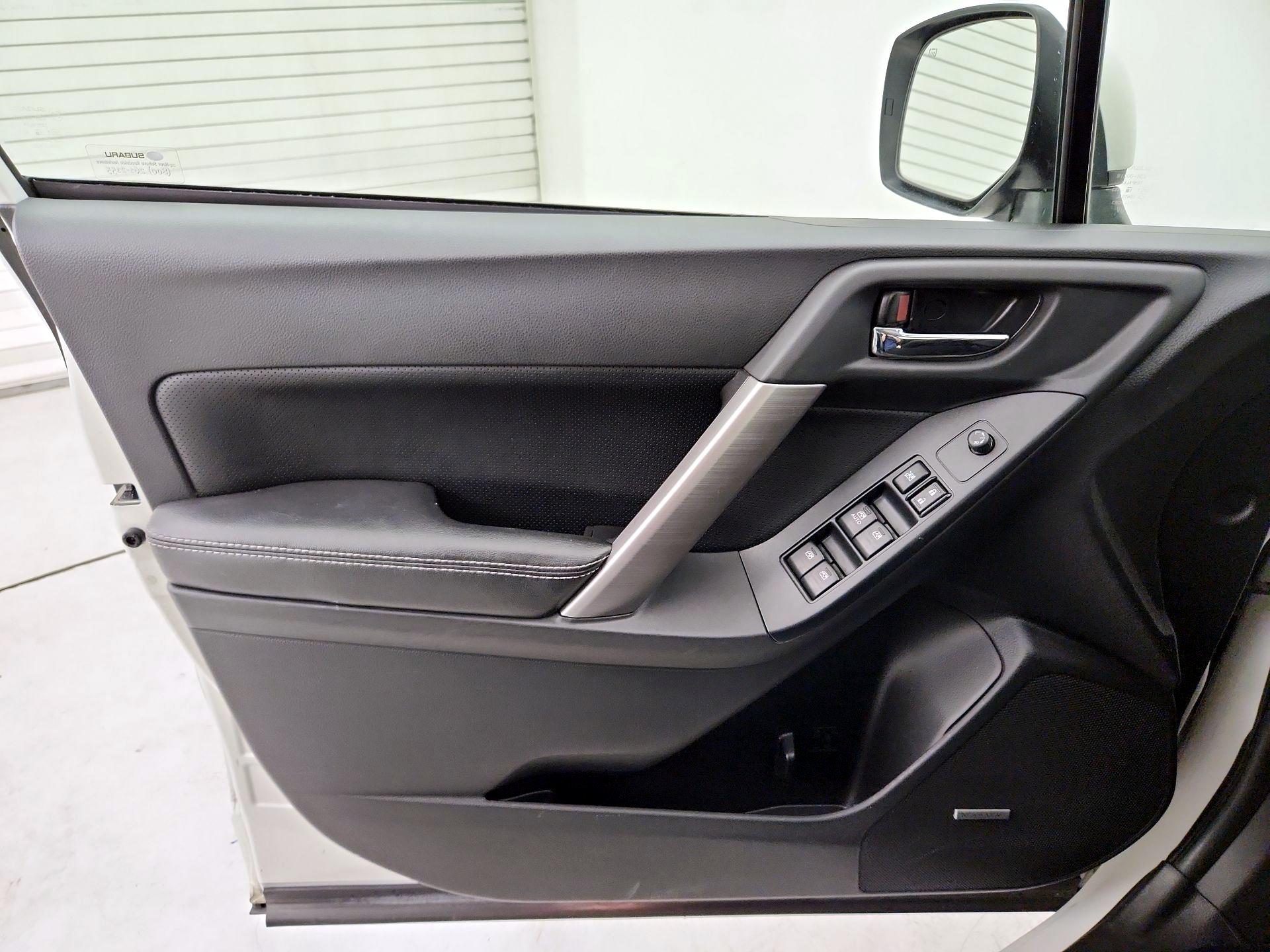 Thumbnail: 2015 Subaru Forester - 12