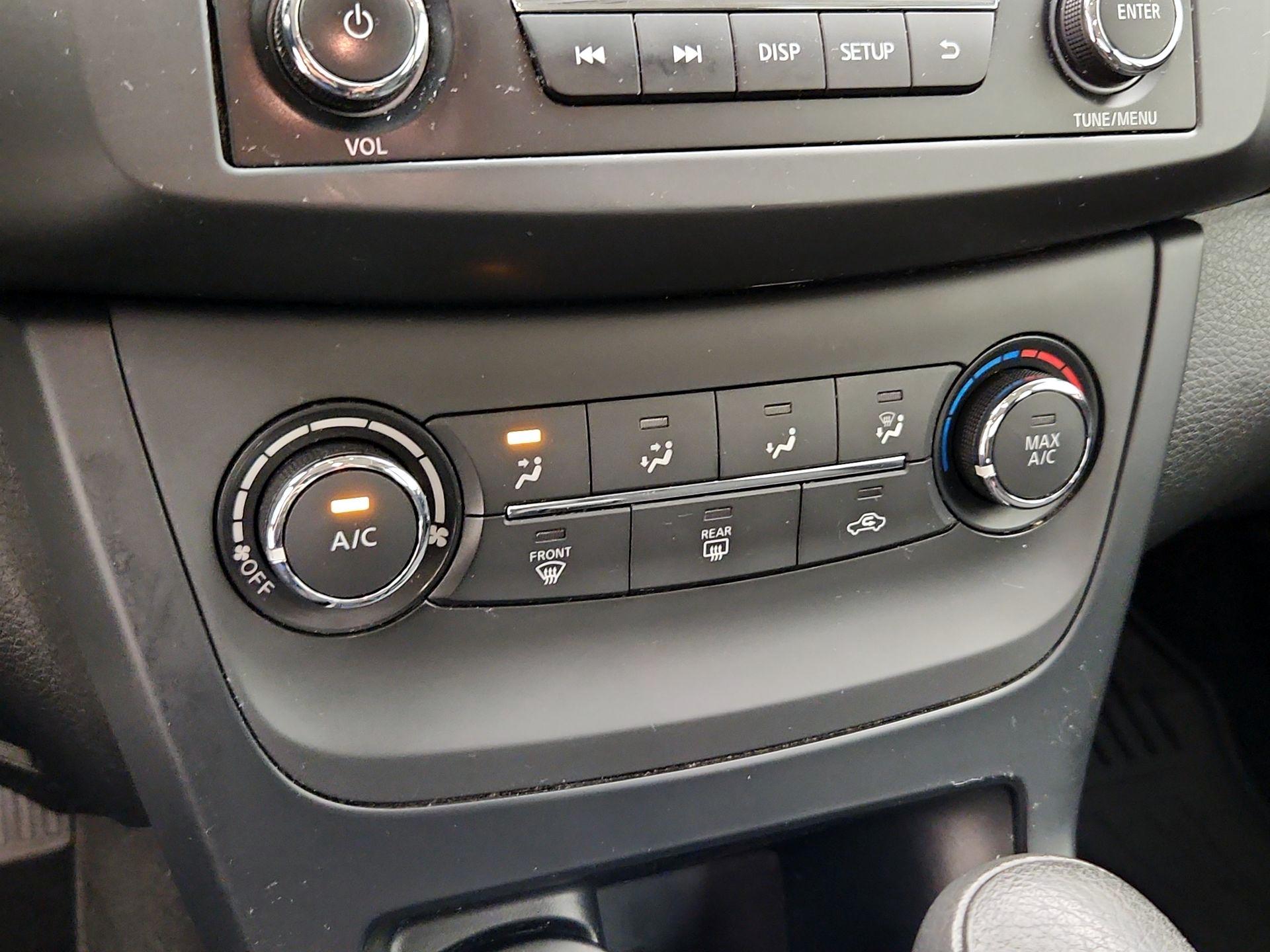 Thumbnail: 2017 Nissan Sentra - 15