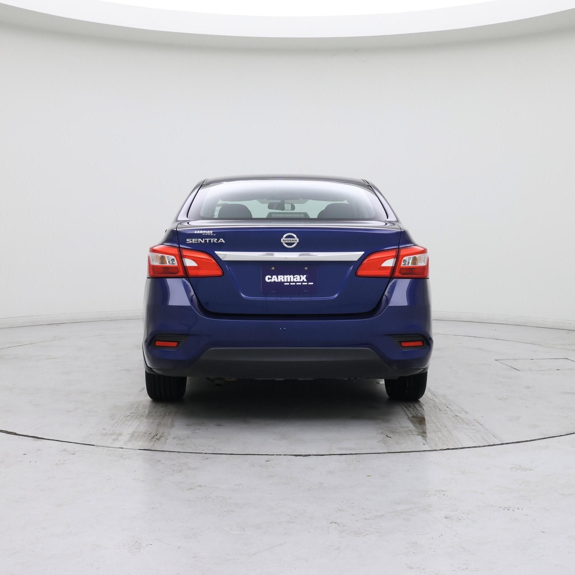 Thumbnail: 2017 Nissan Sentra - 6